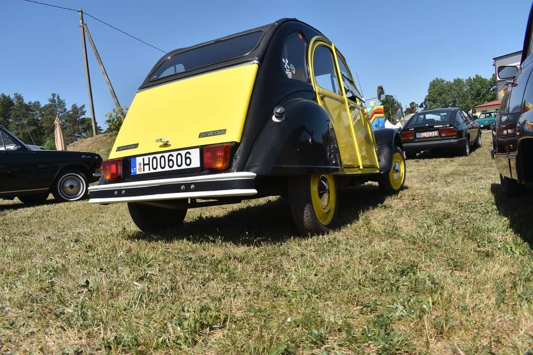 Citroen 2CV
