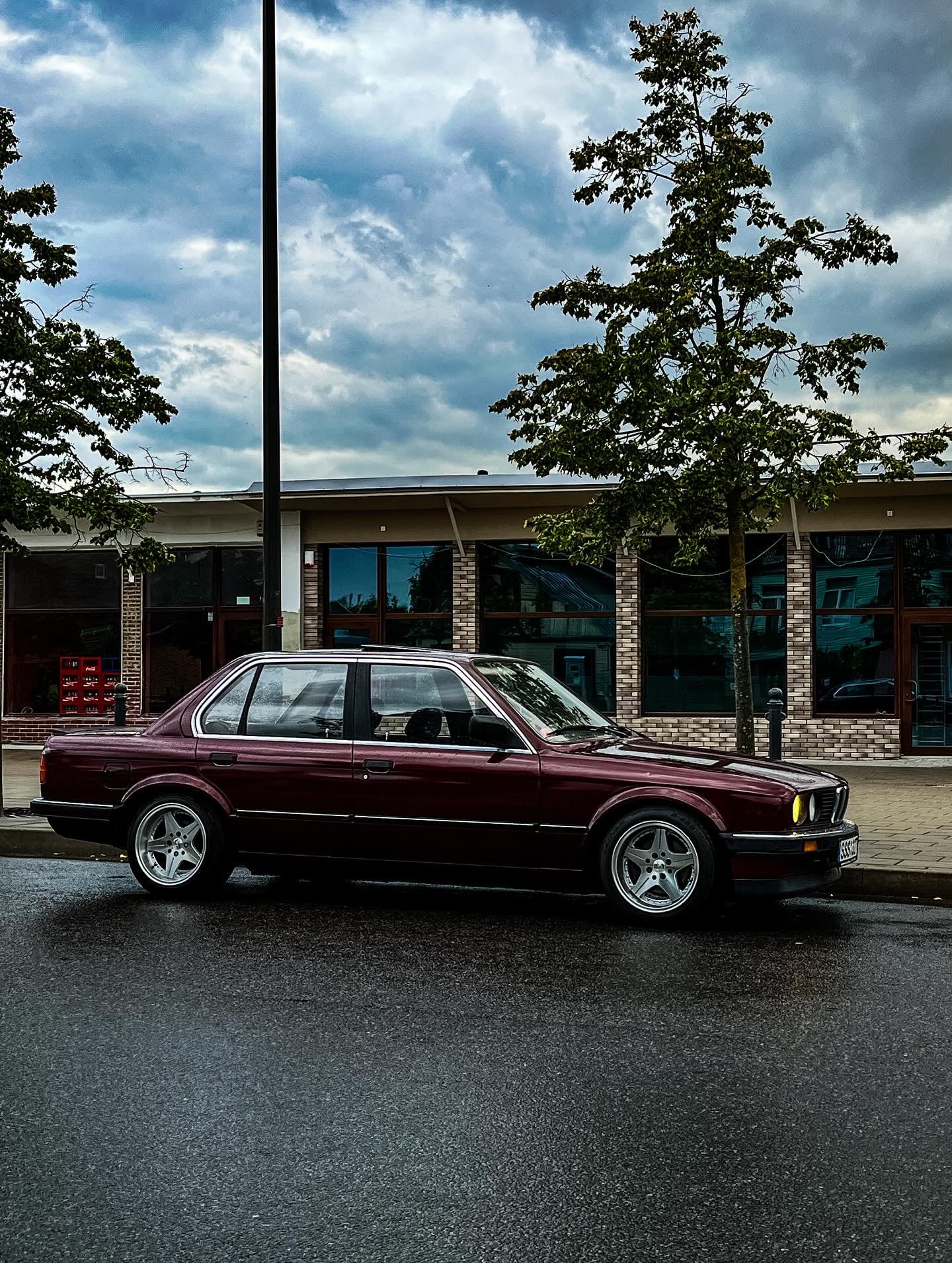 BMW E30 318i