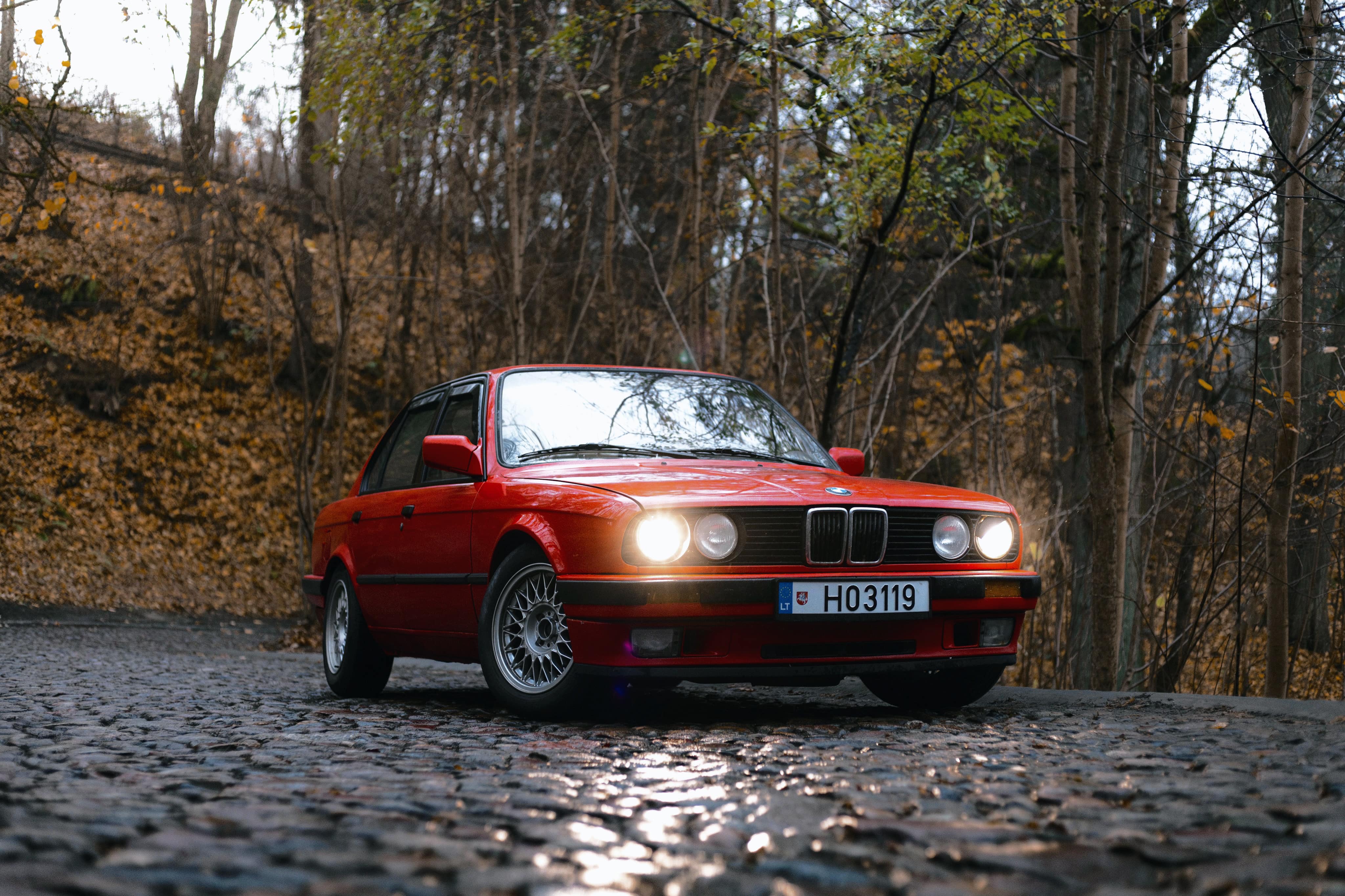 BMW E30