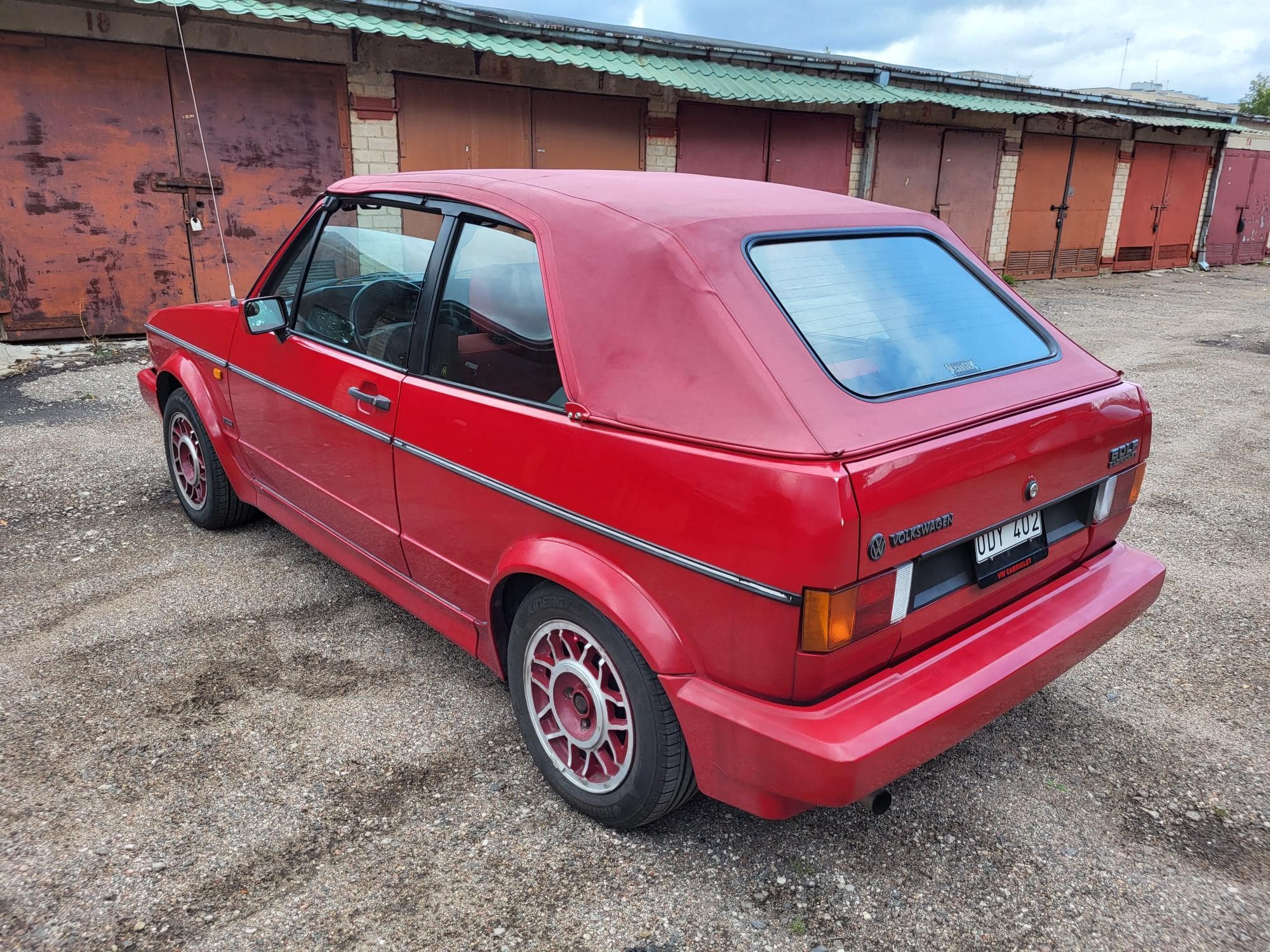 Volkswagen GOLF MK1 Cabrio