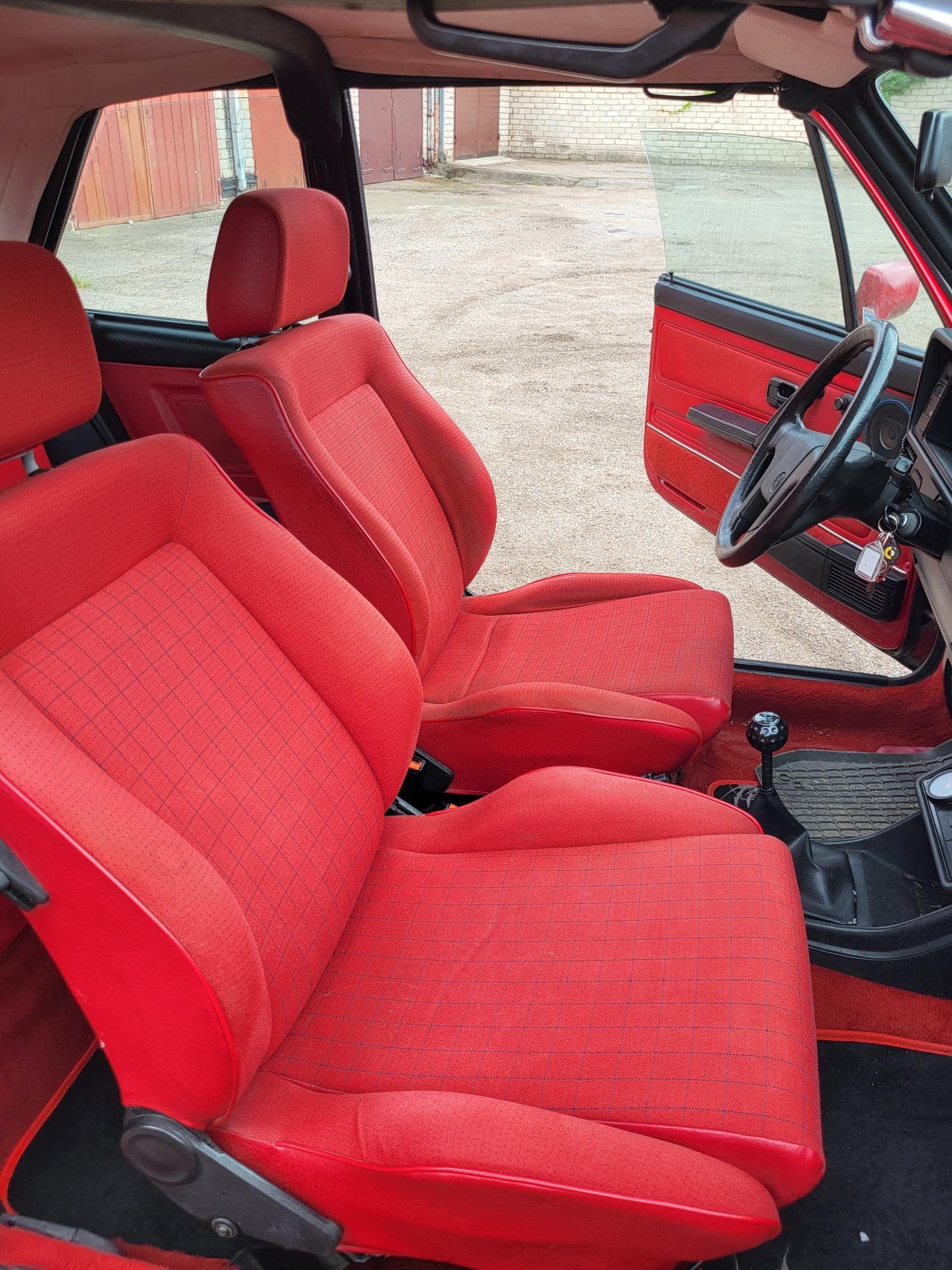 Volkswagen GOLF MK1 Cabrio