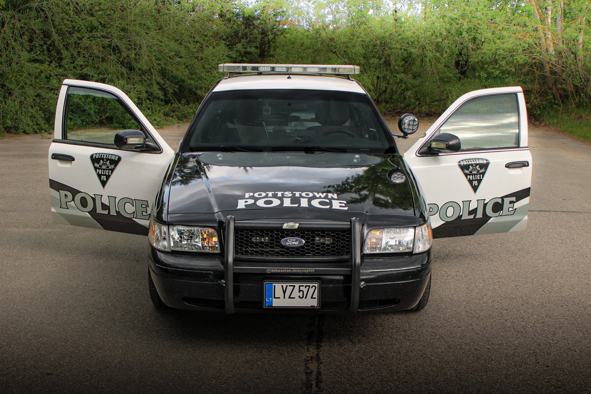Ford Crown Victoria Police Interceptor