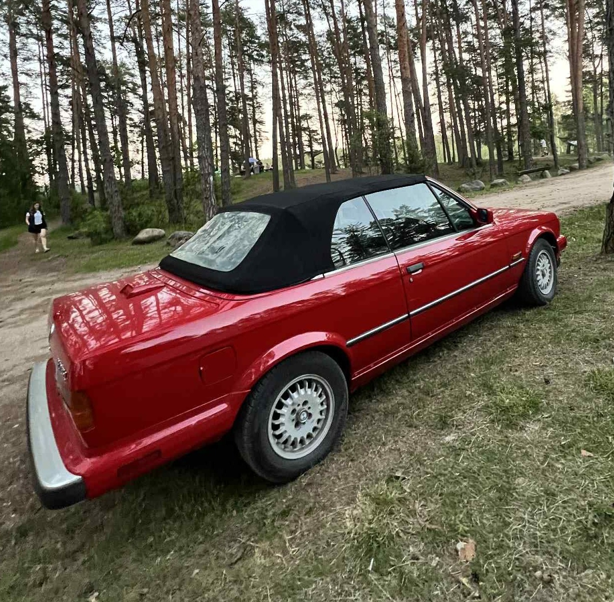 BMW E30 325i