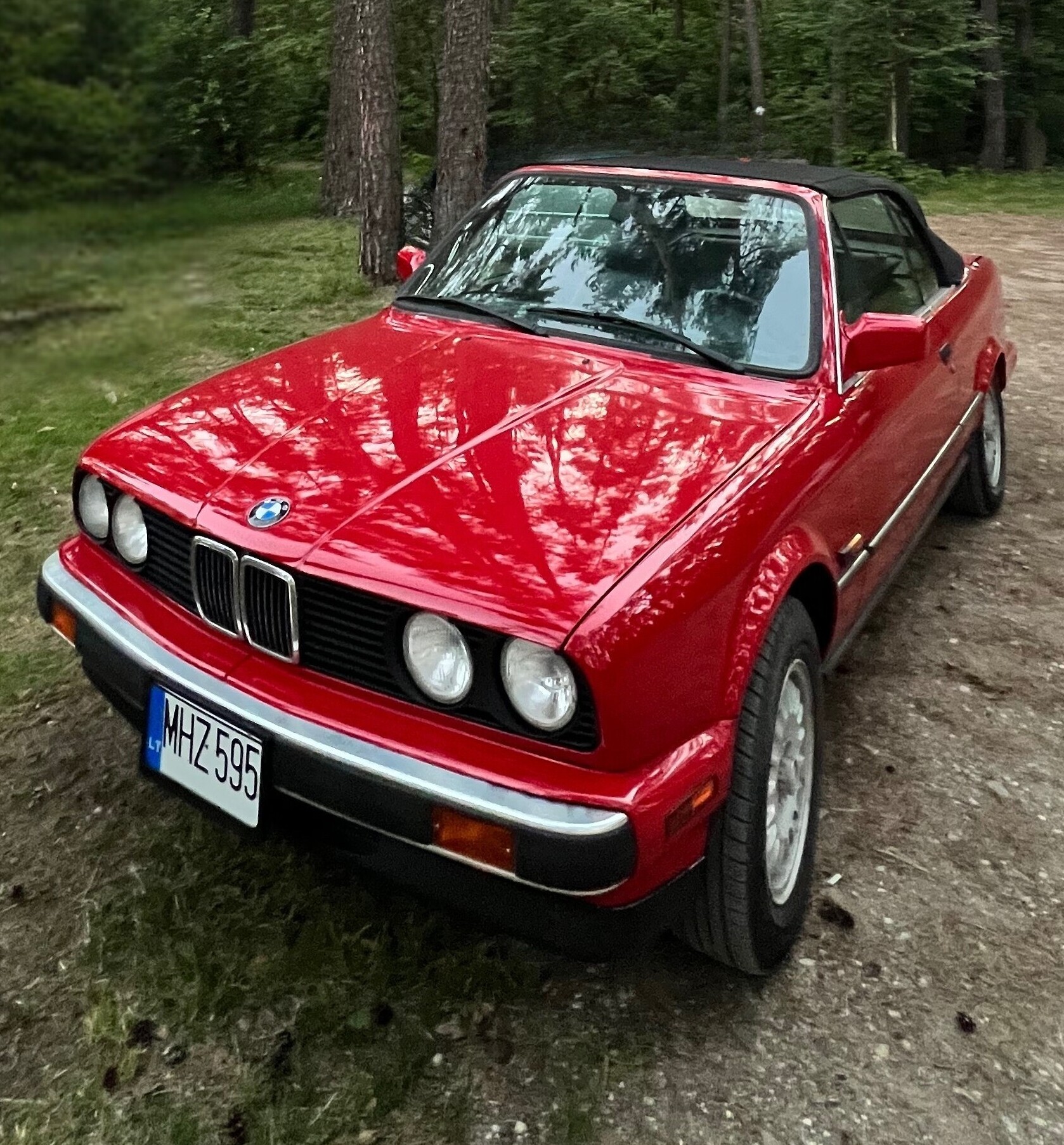 BMW E30 325i