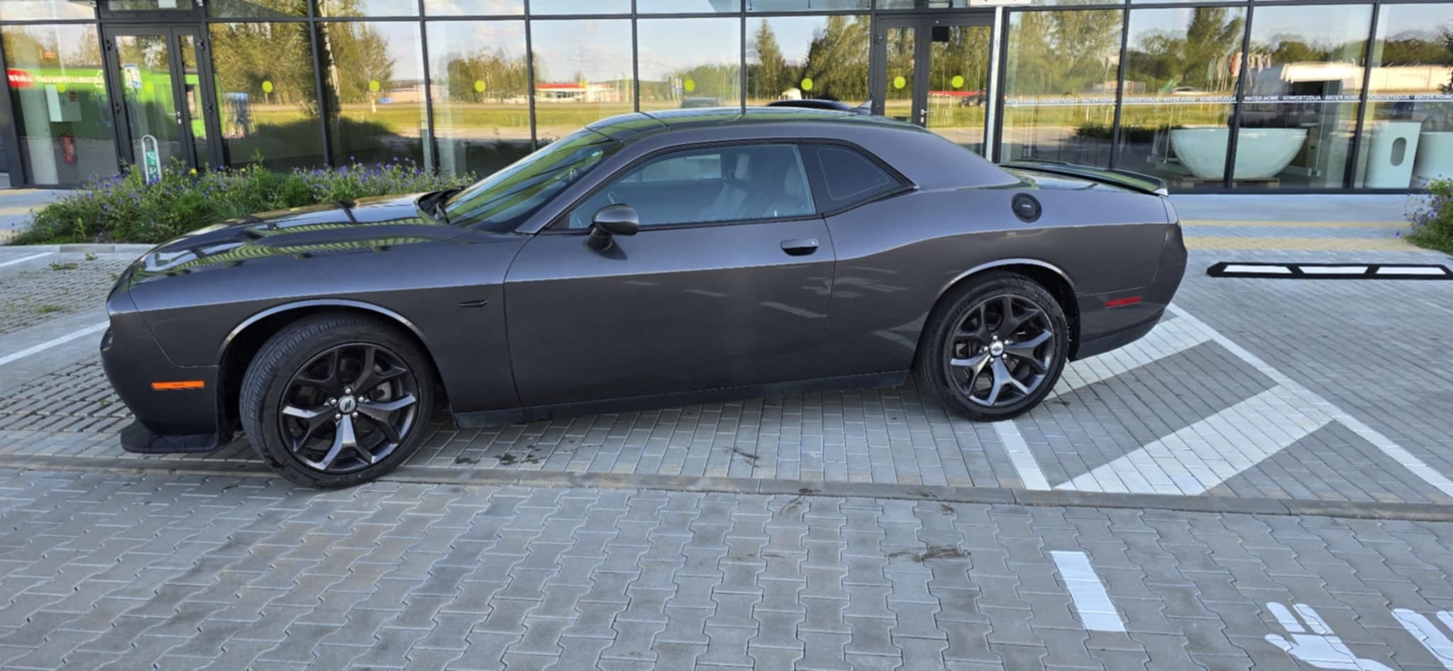 Dodge Challenger