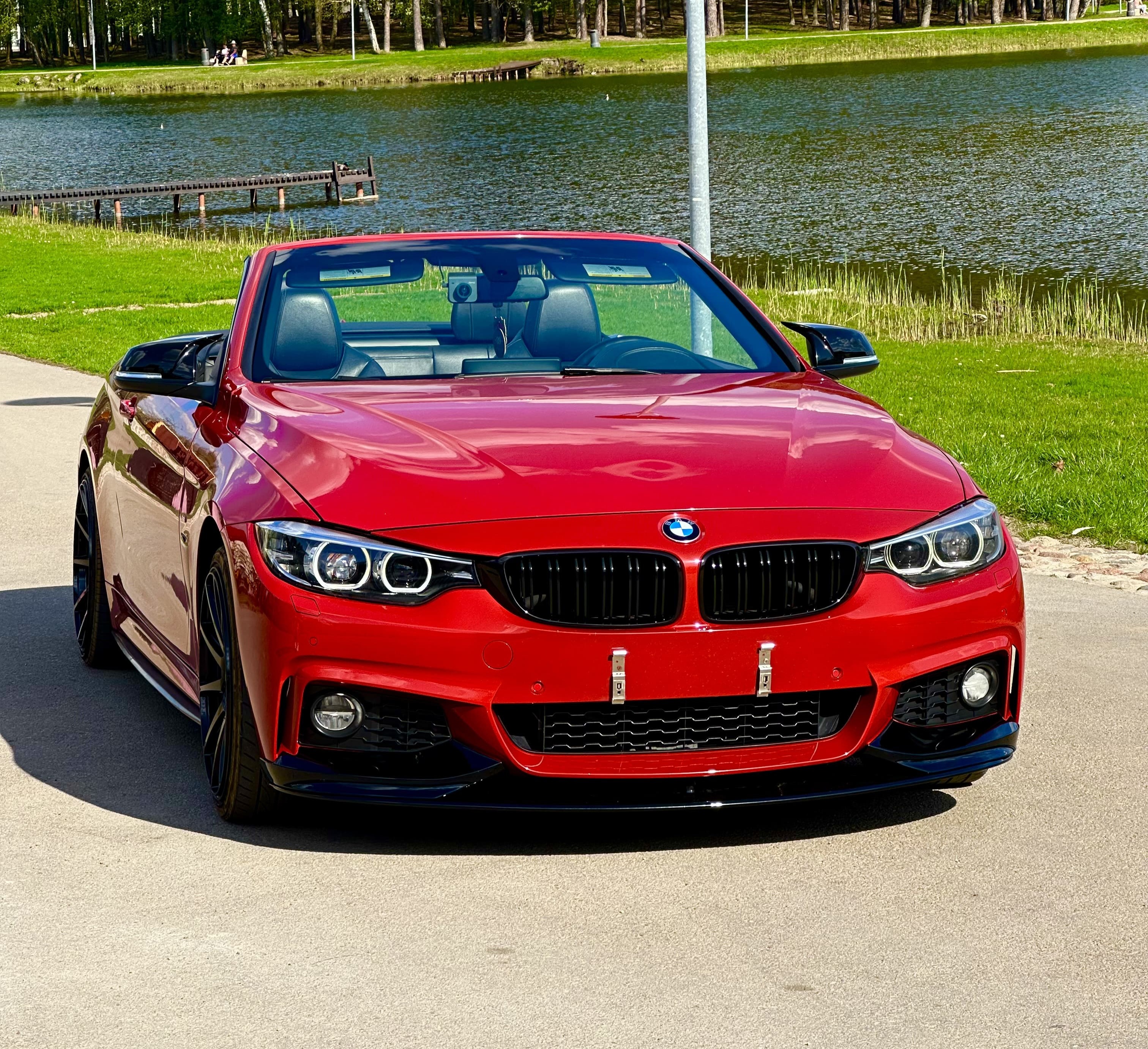 BMW F33 430i