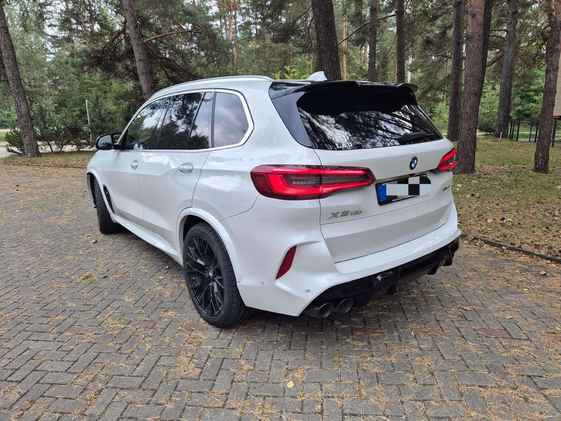 BMW X5 (M kit)