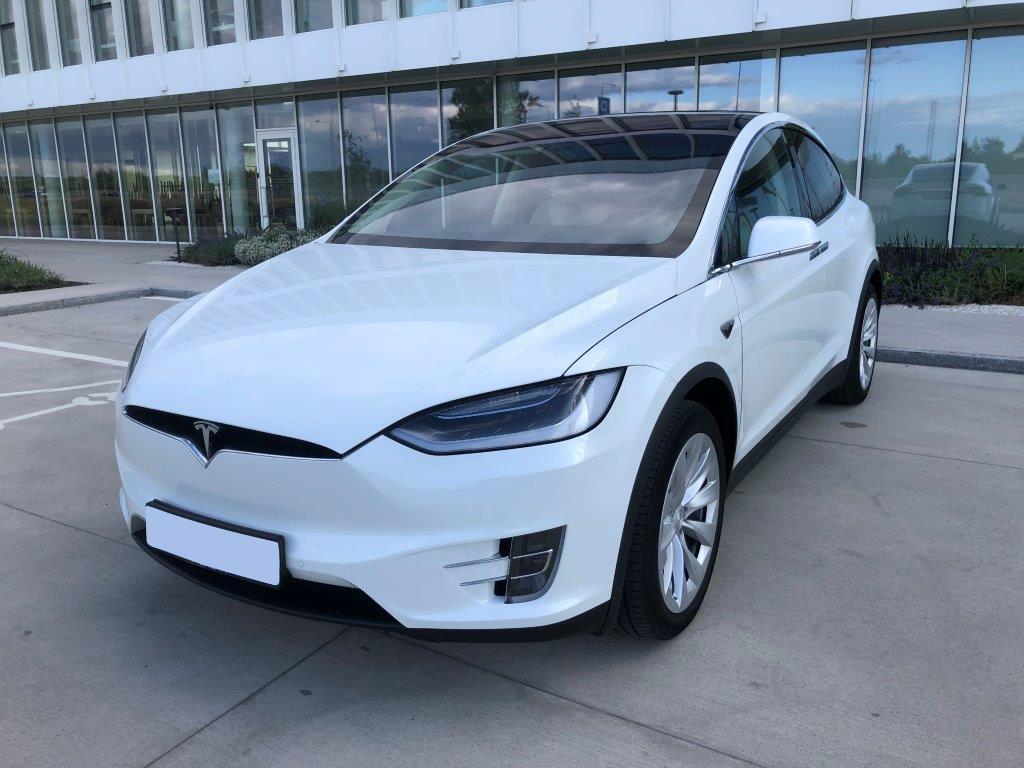 Tesla Model X 75D