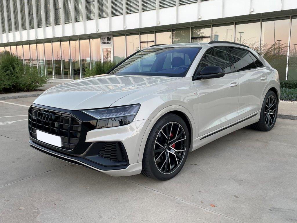 Audi Q8 (S Line)
