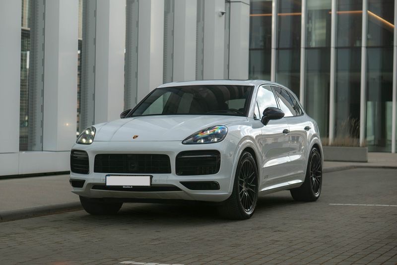 Porsche Cayenne GTS
