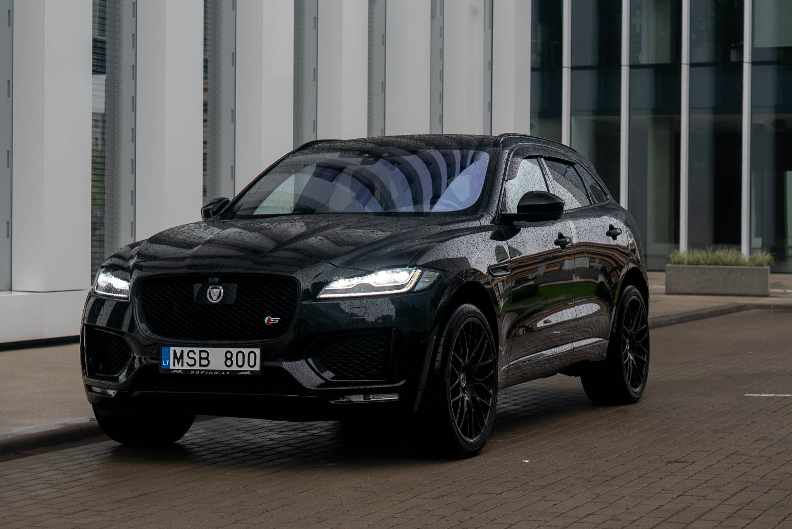 Jaguar F-Pace S (Supercharged)
