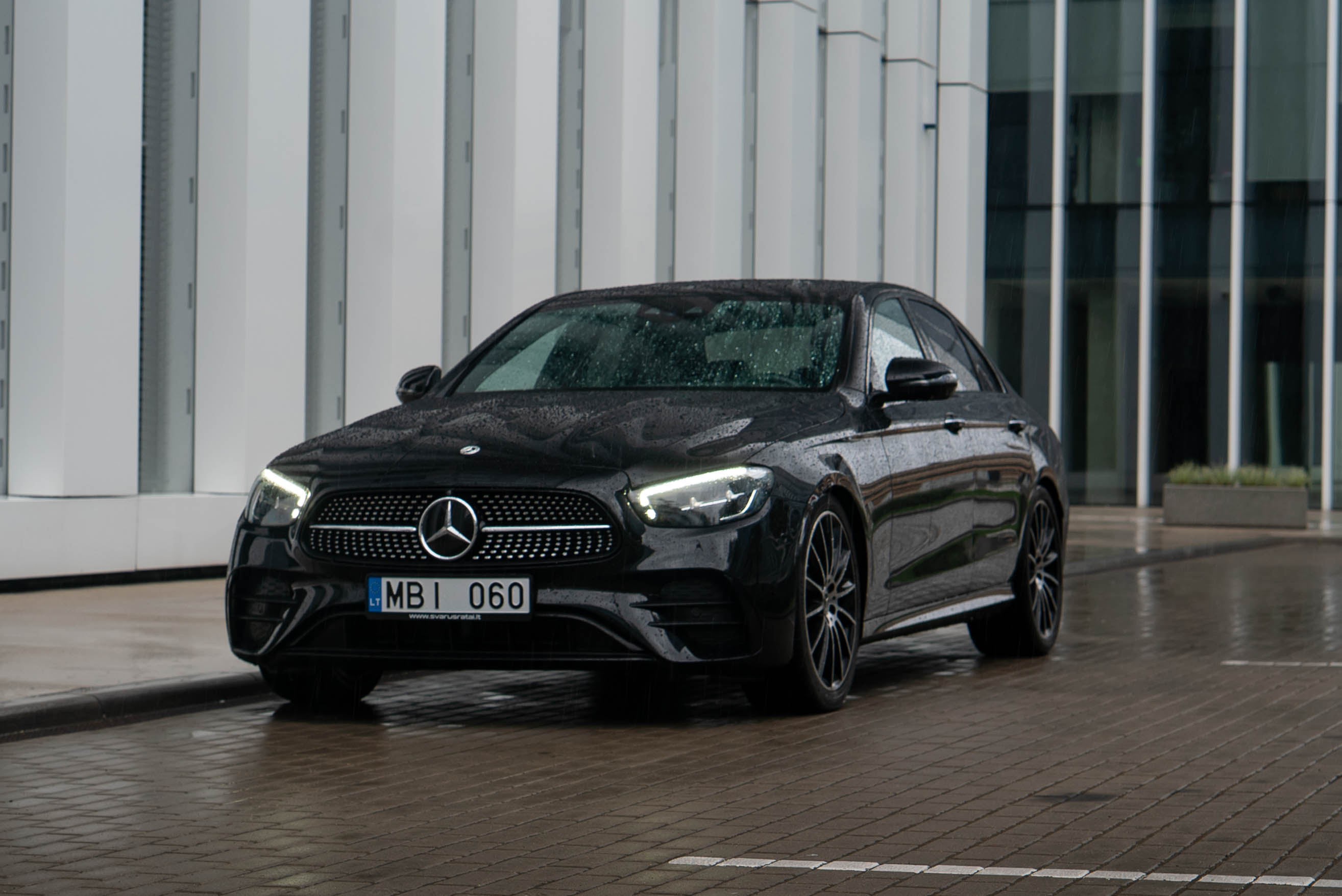 Mercedes Benz E220