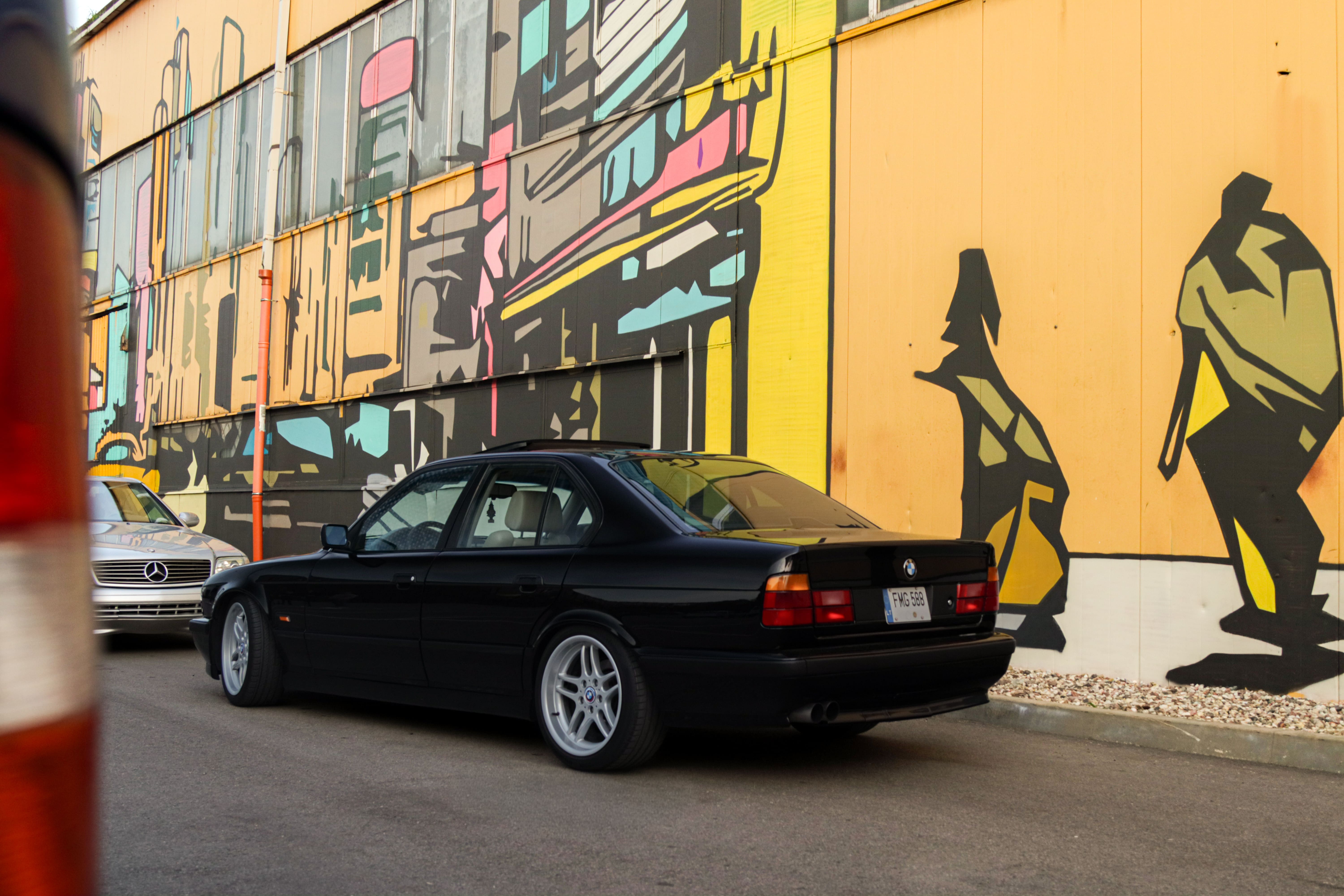 BMW E34 540i