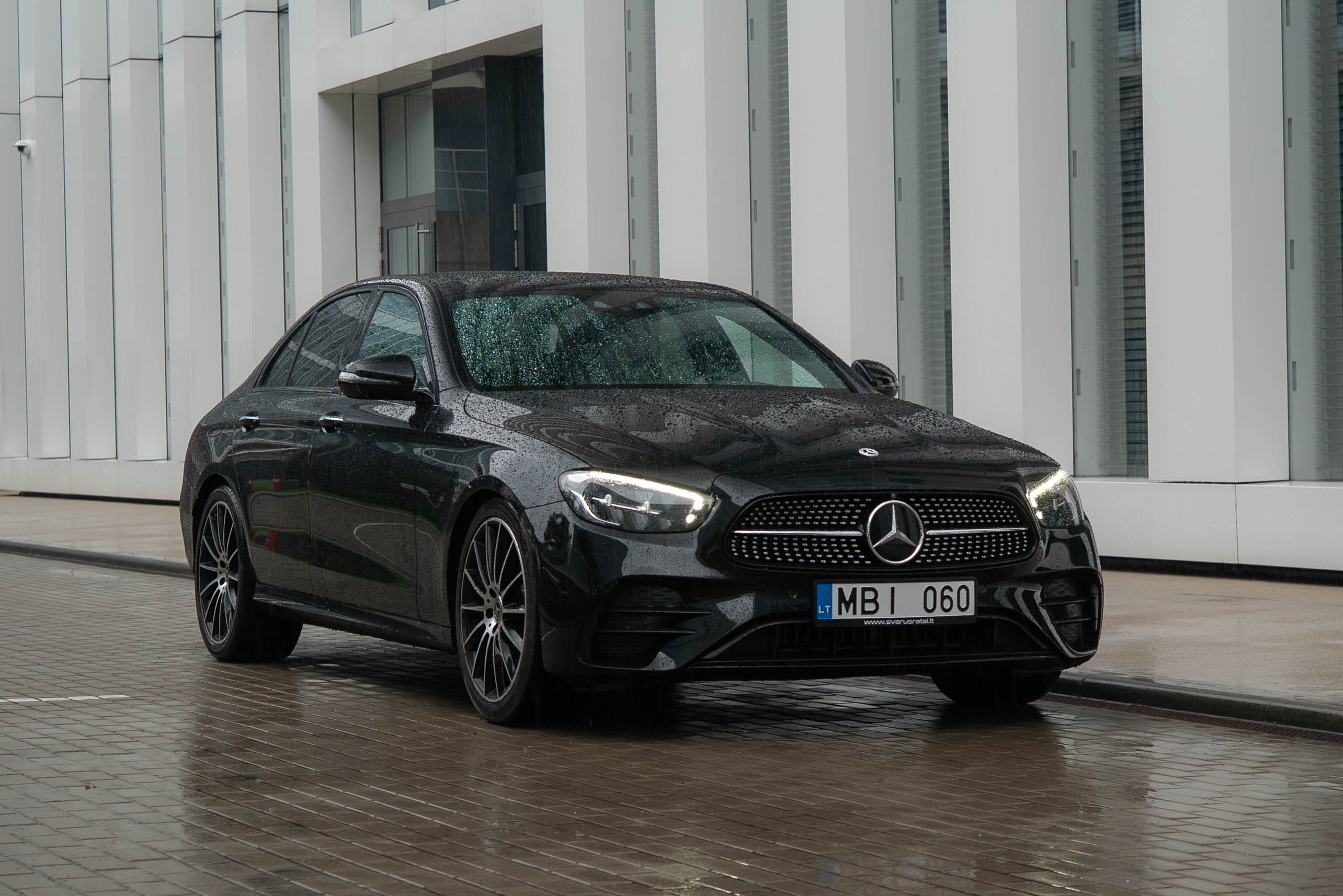 Mercedes Benz E220