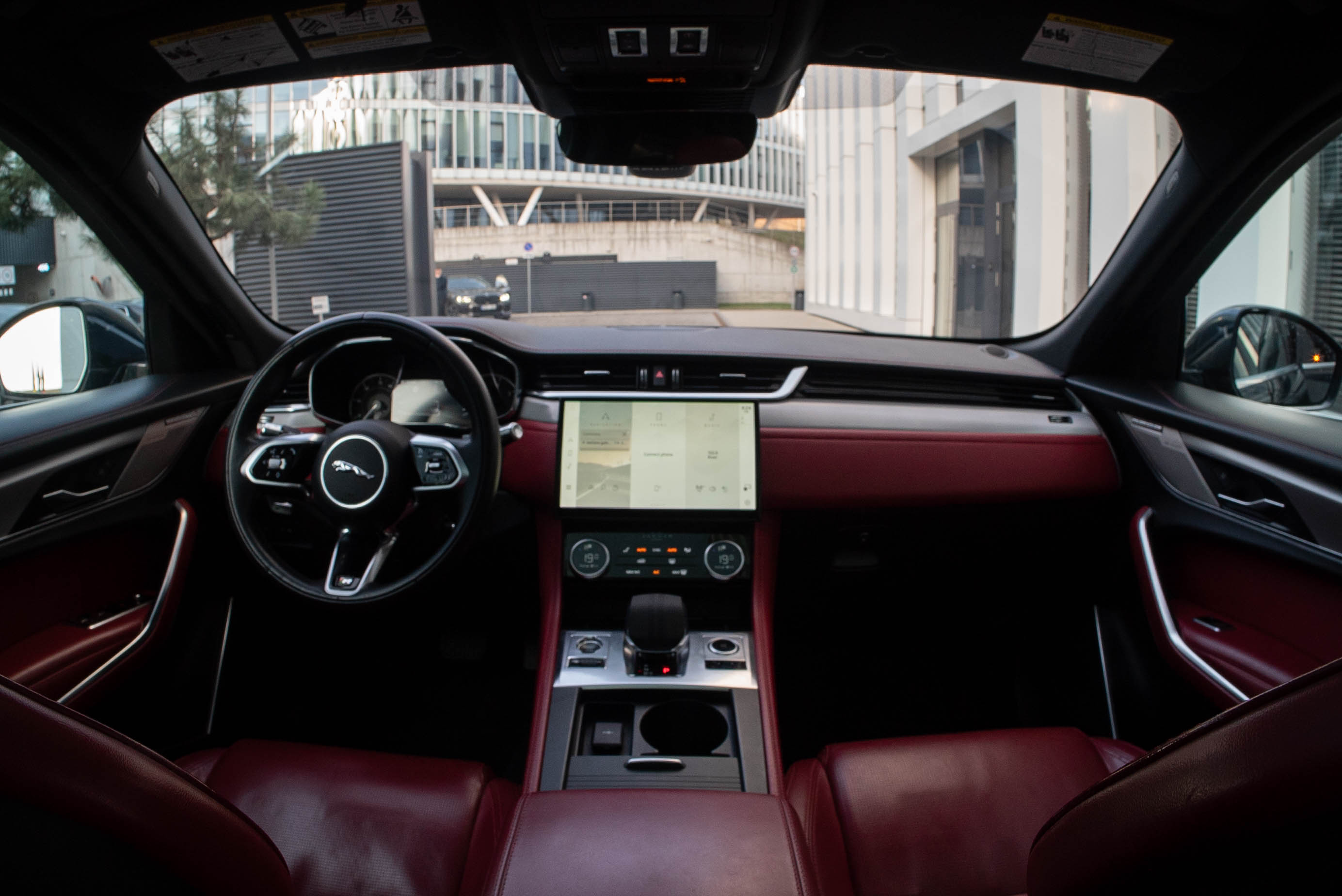Jaguar F-Pace P400 (R Dynamic)