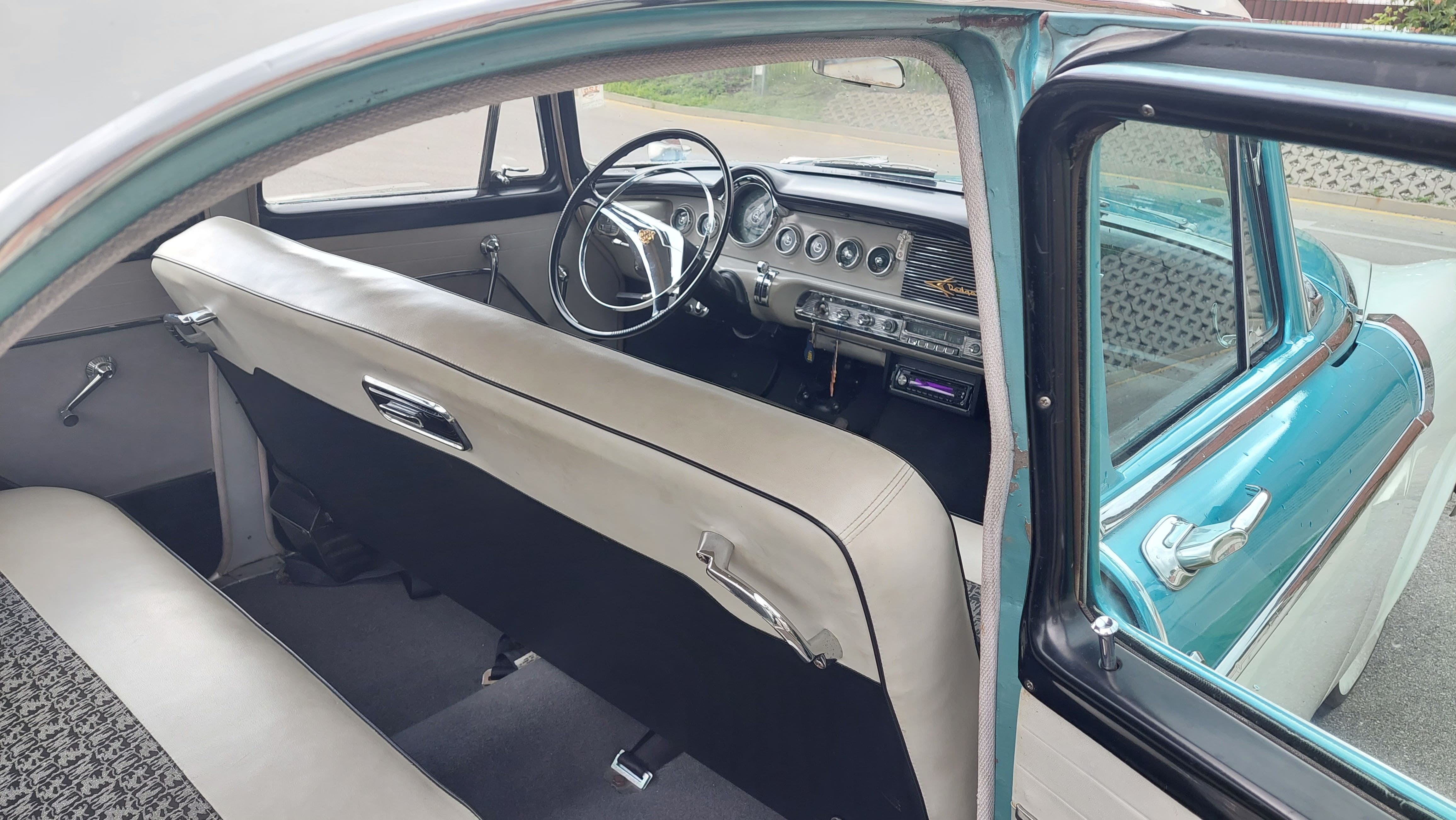 Dodge Royal