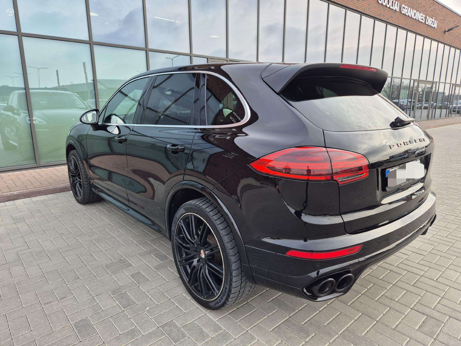Porsche Cayenne