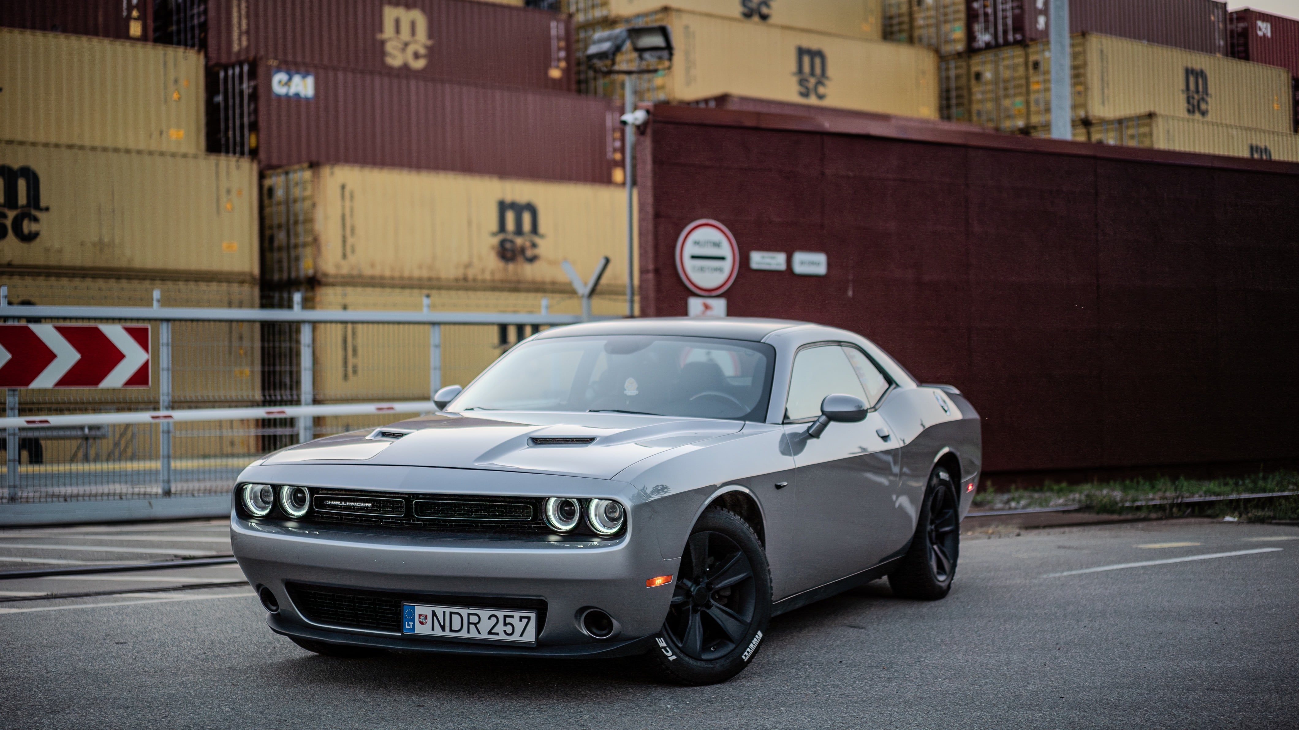 Dodge Challenger