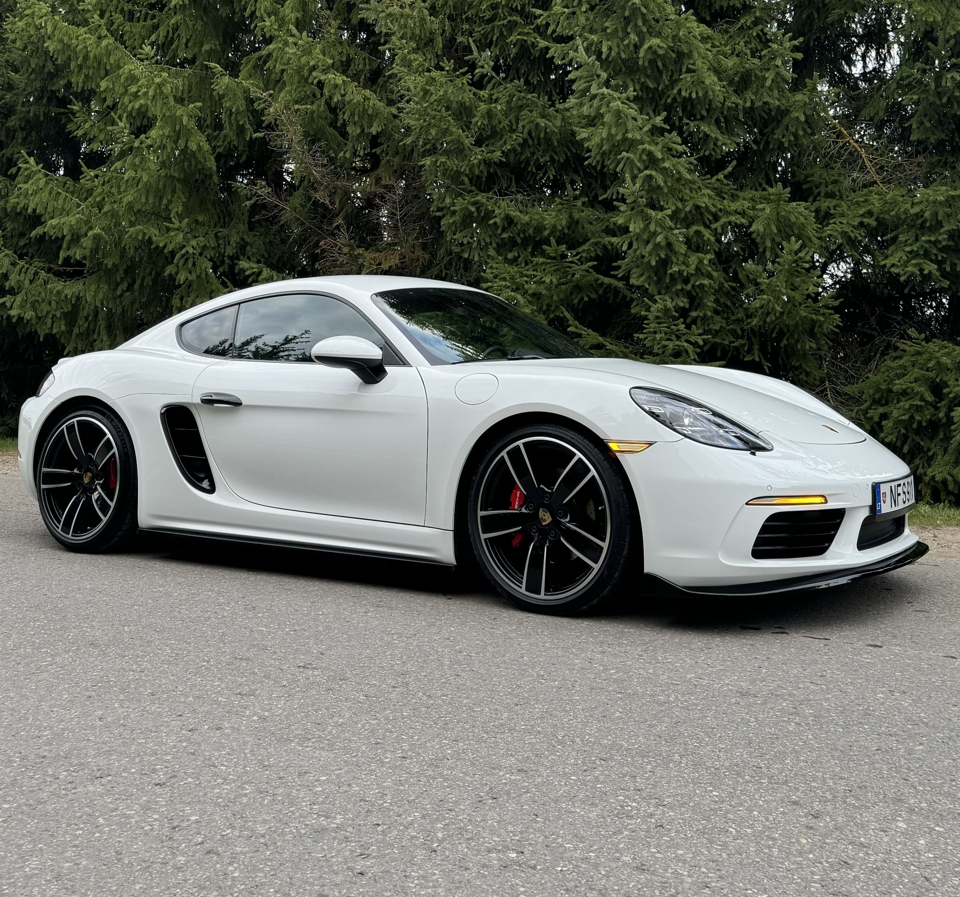 Porsche 718 Cayman S
