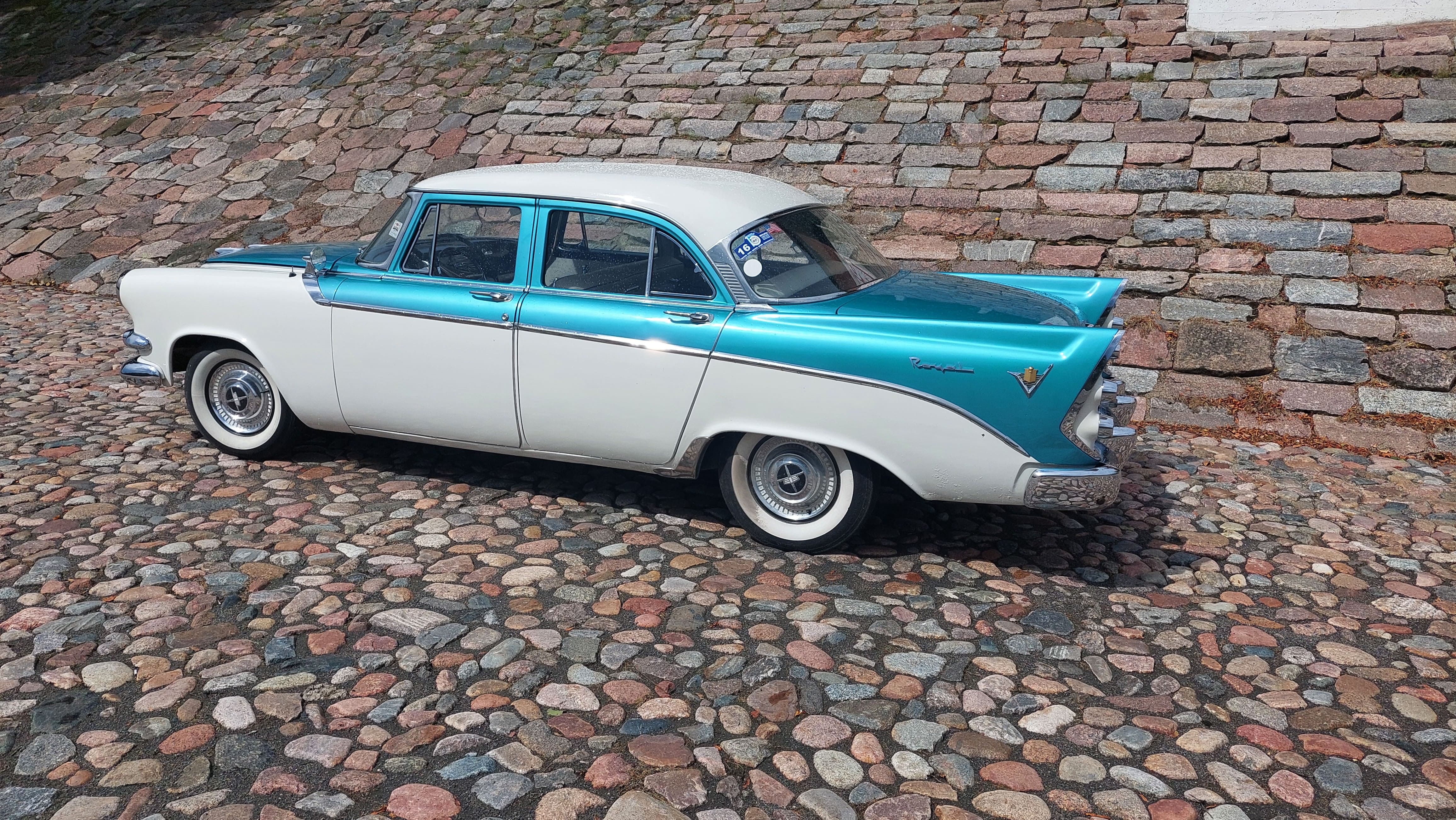 Dodge Royal