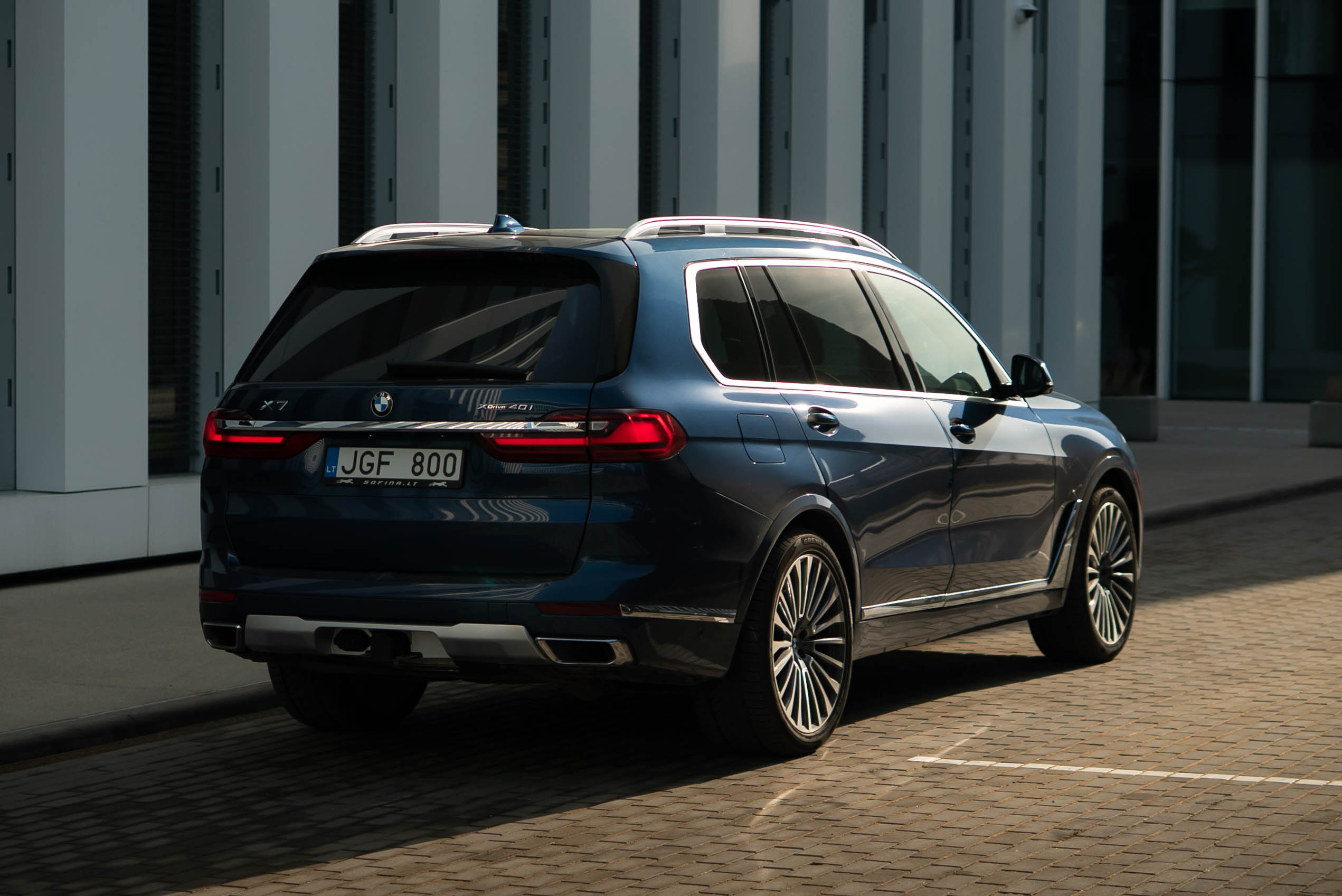 BMW X7 