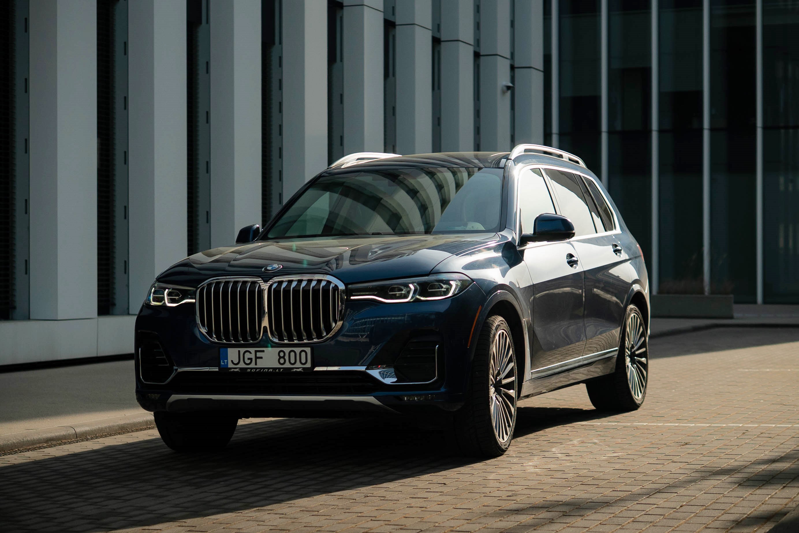 BMW X7 