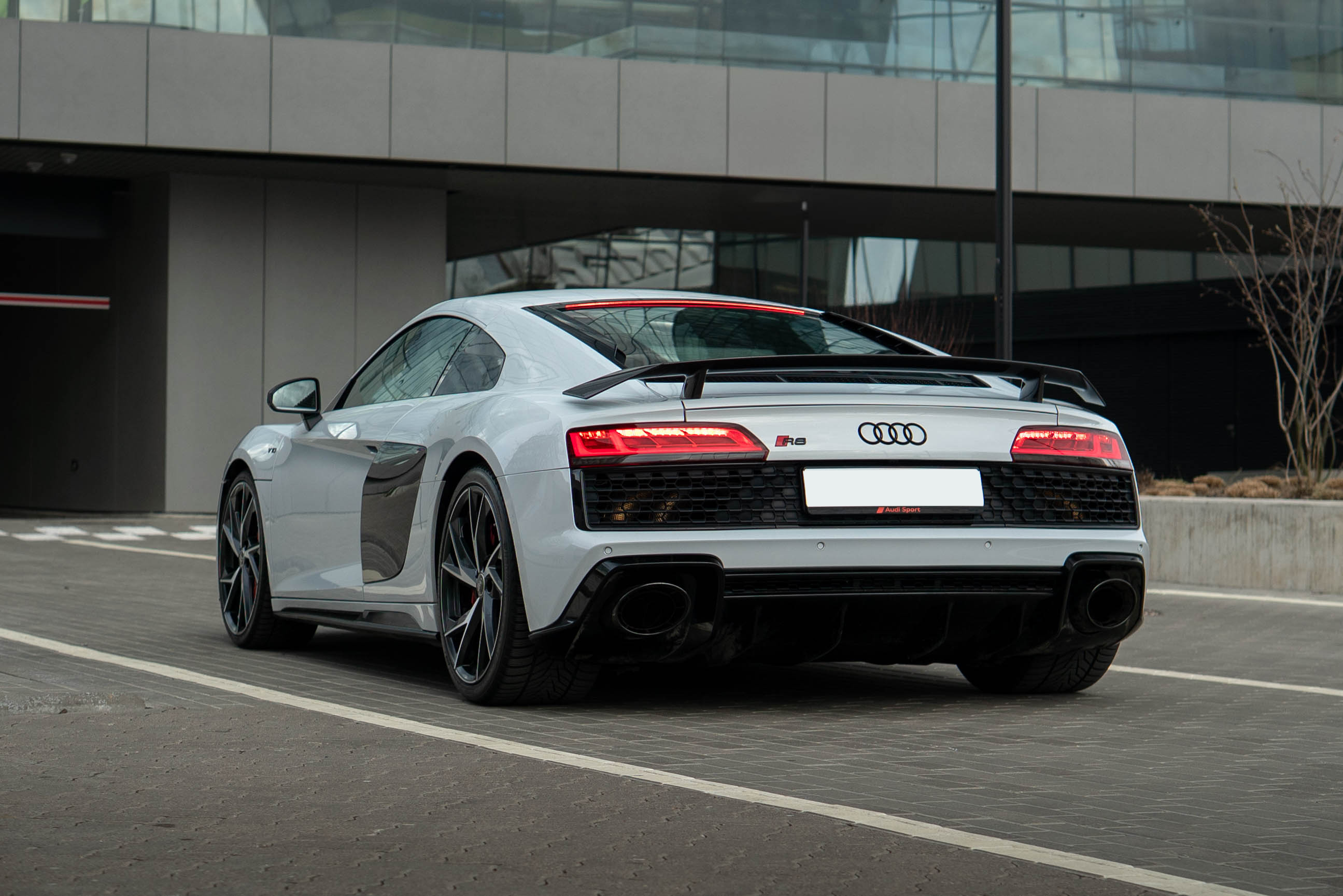 Audi R8