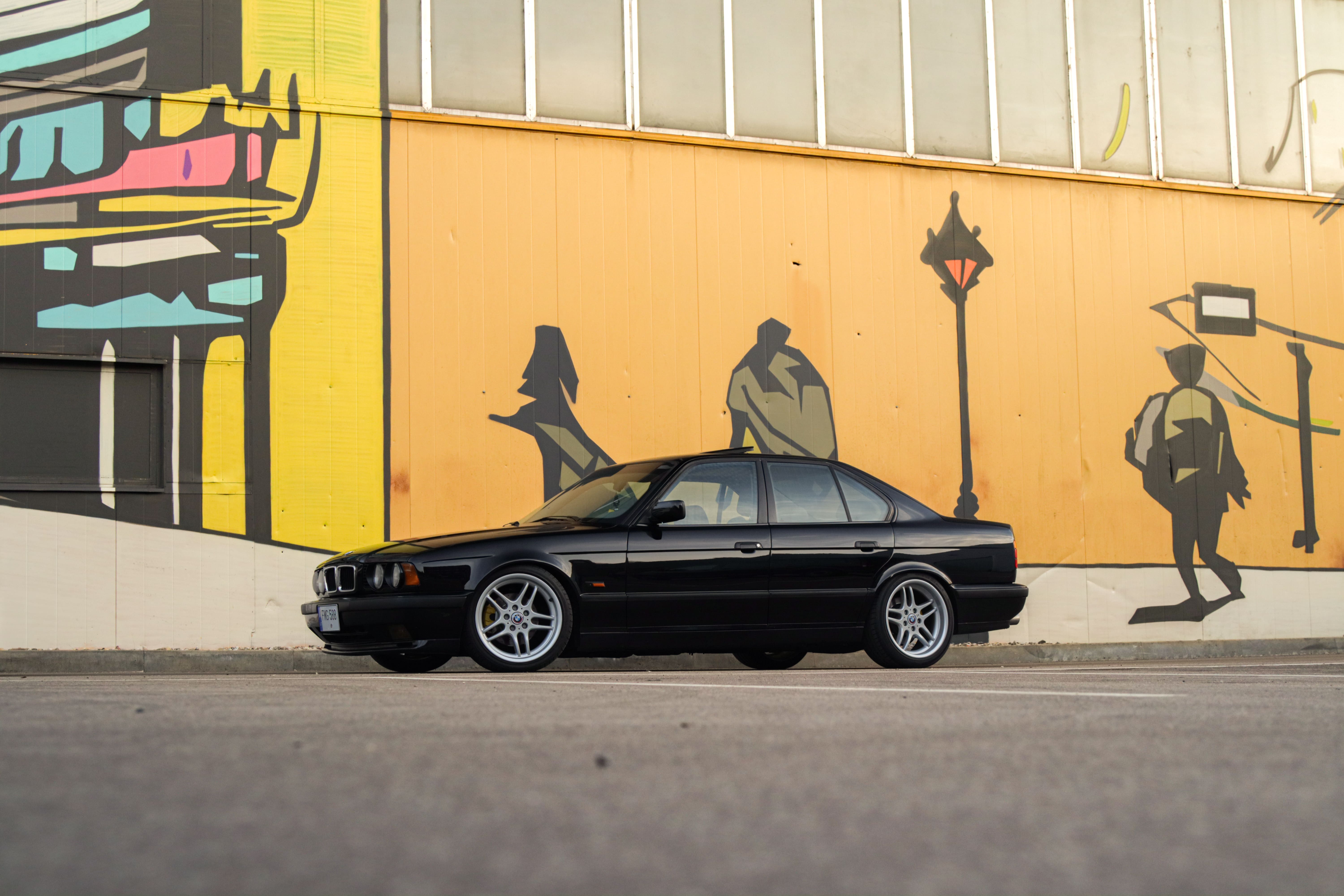 BMW E34 540i