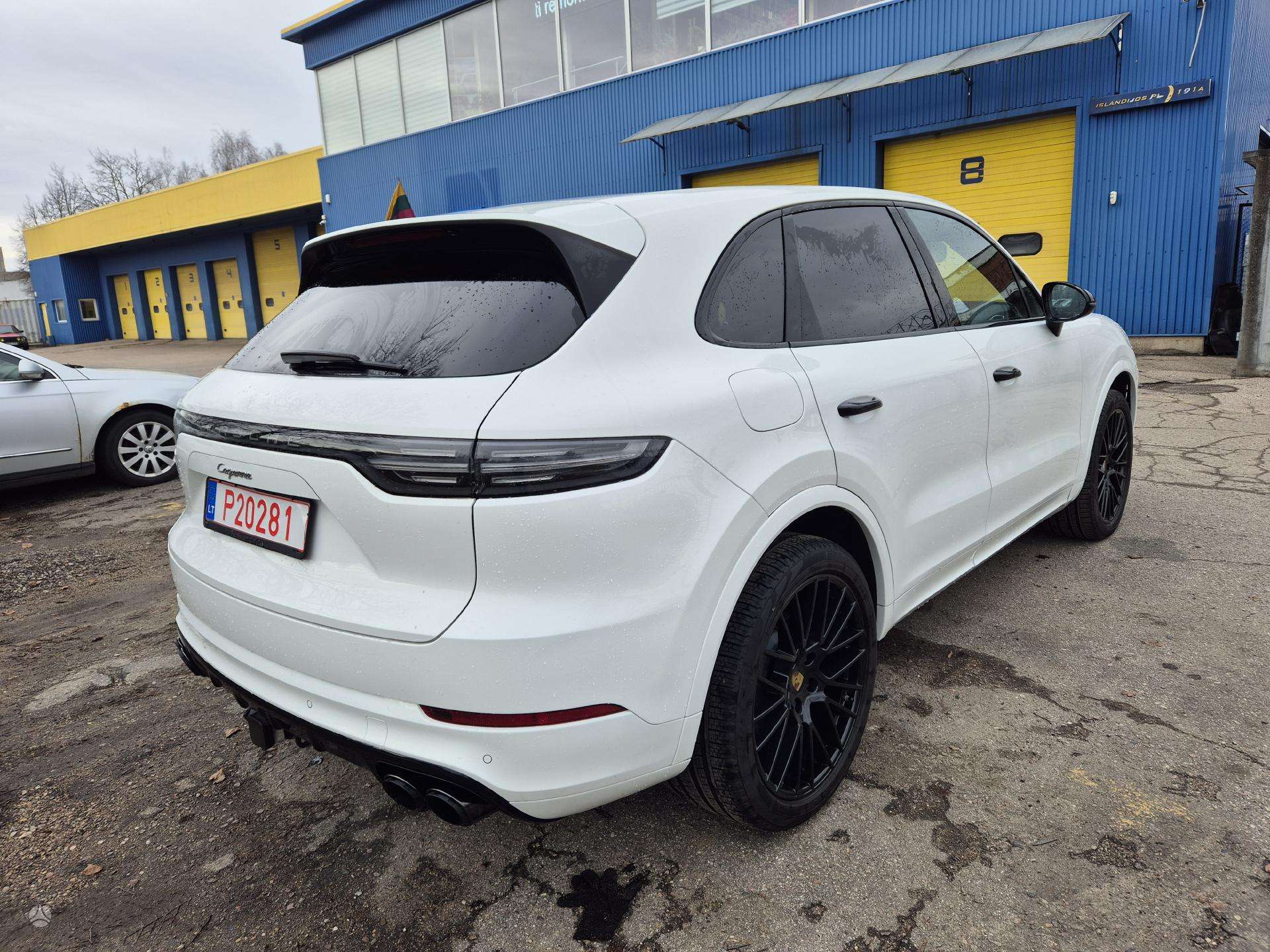 Porsche Cayenne