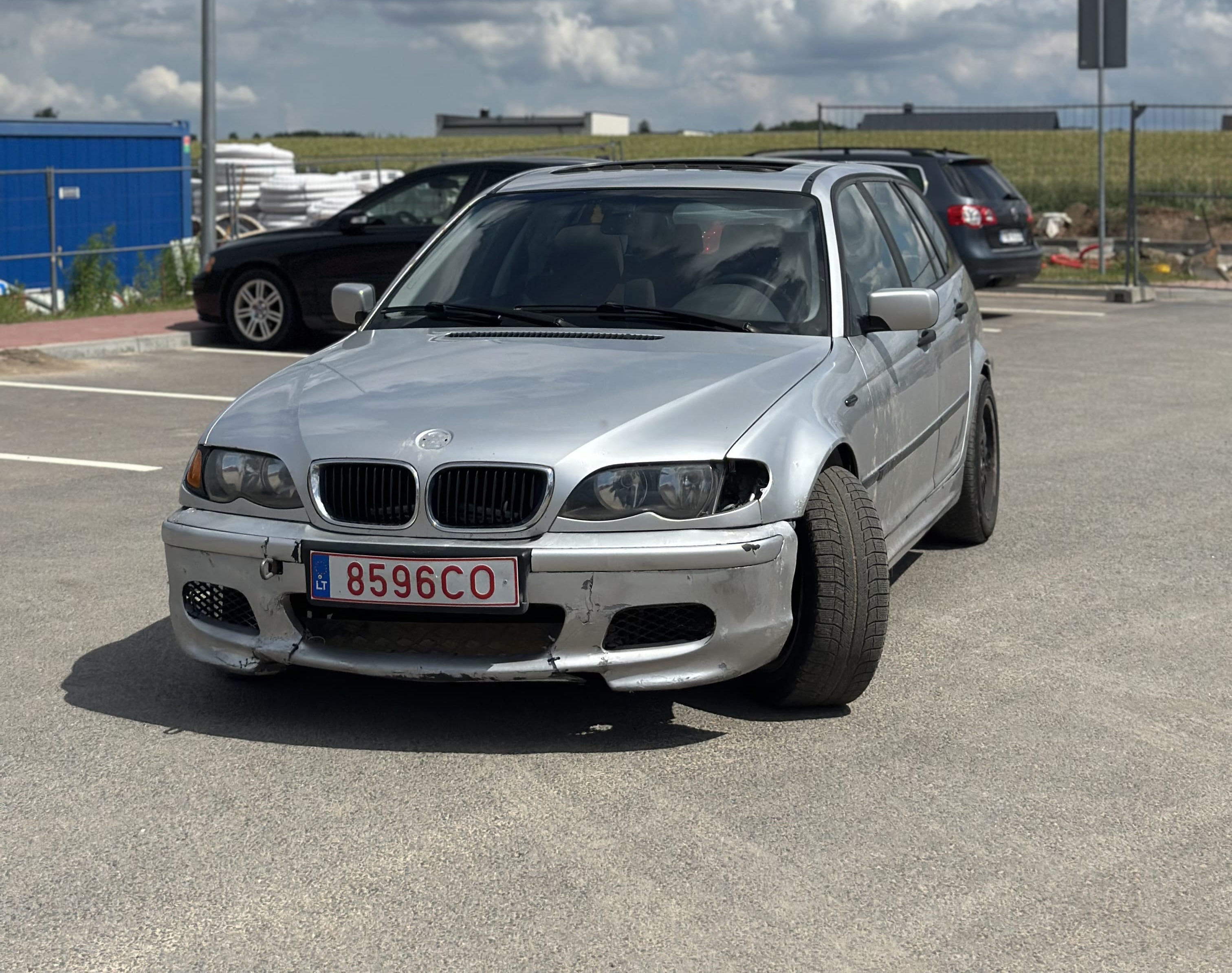 BMW E46 325i