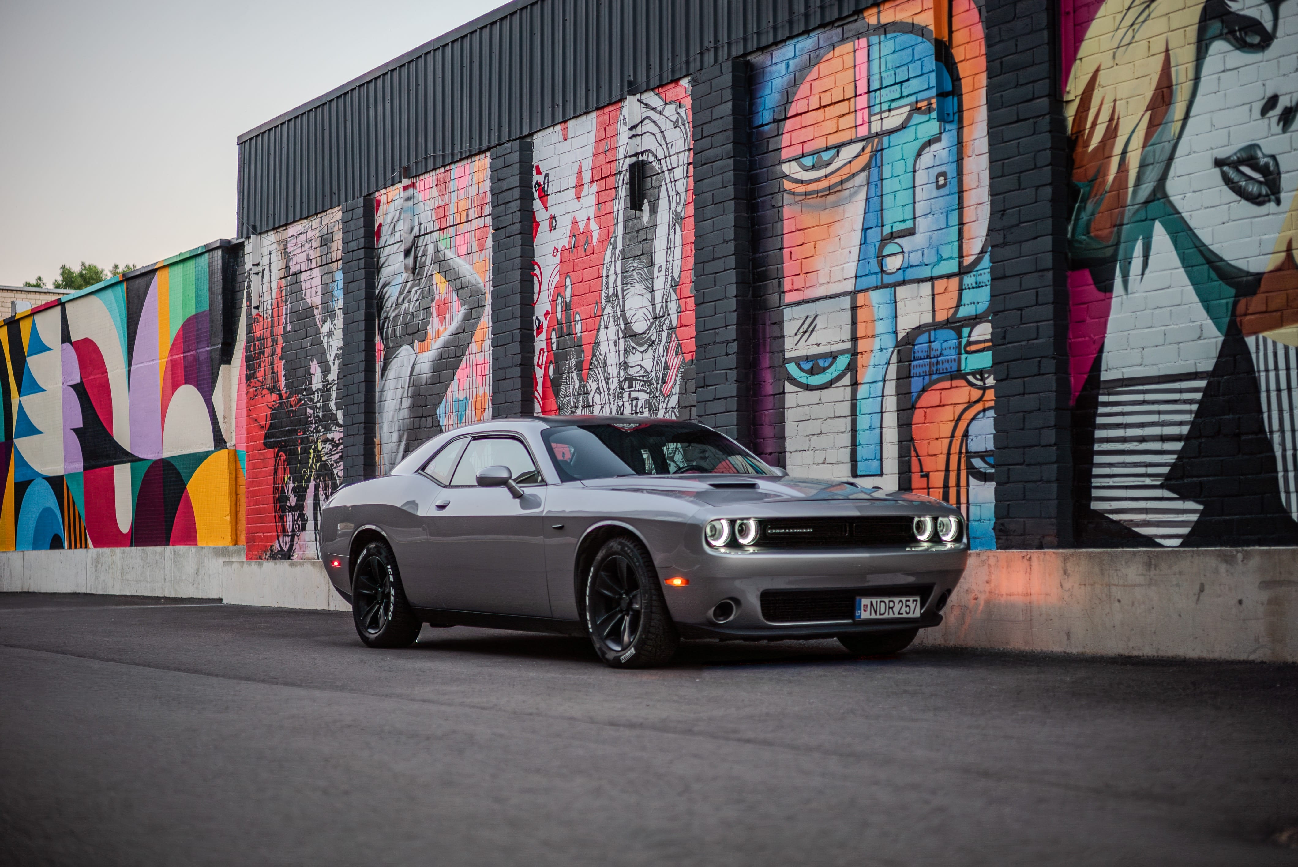 Dodge Challenger