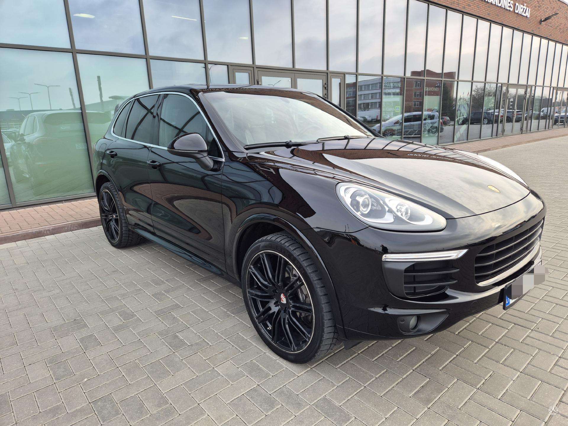 Porsche Cayenne