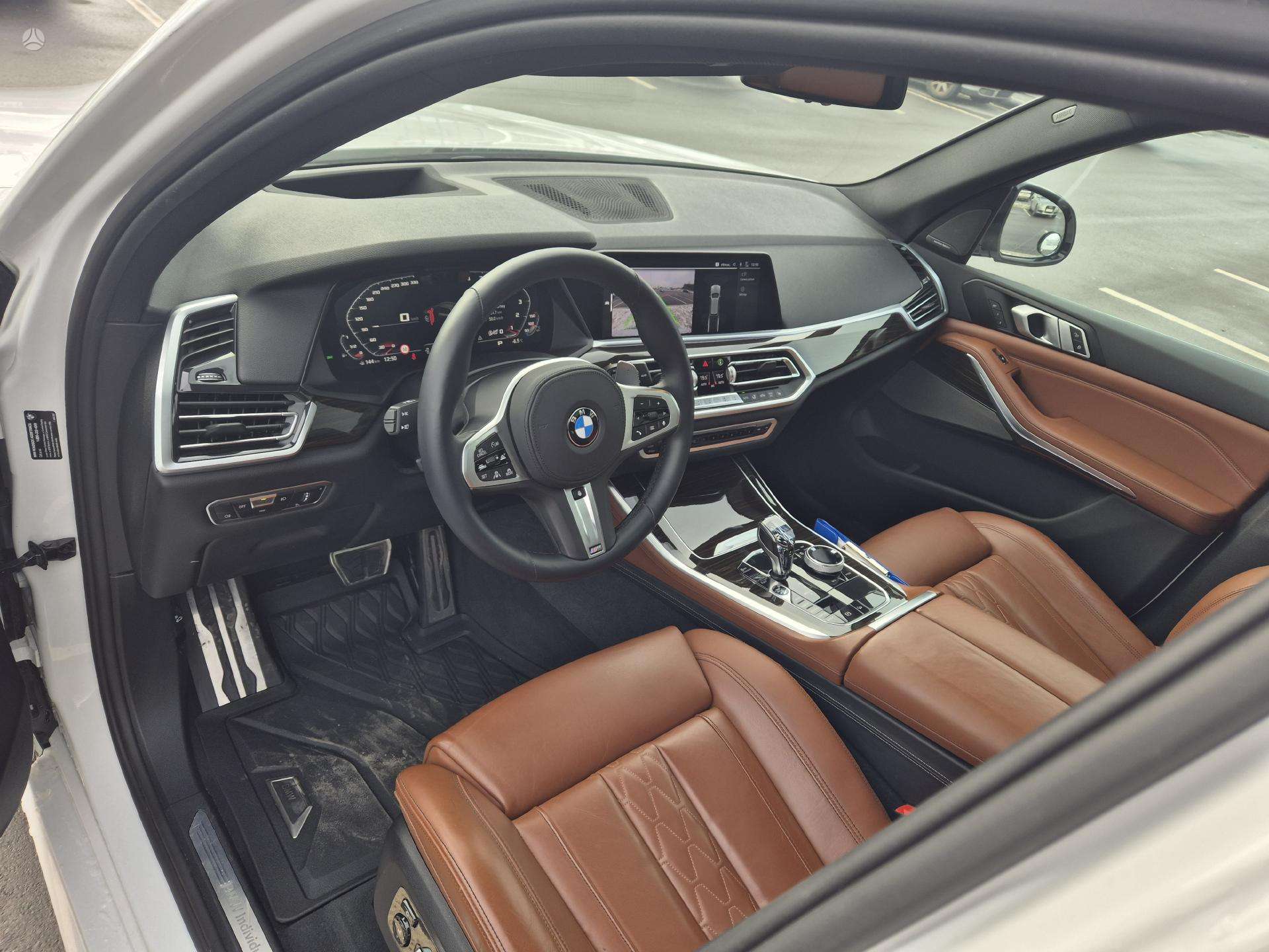 BMW X5 (M performance kit)