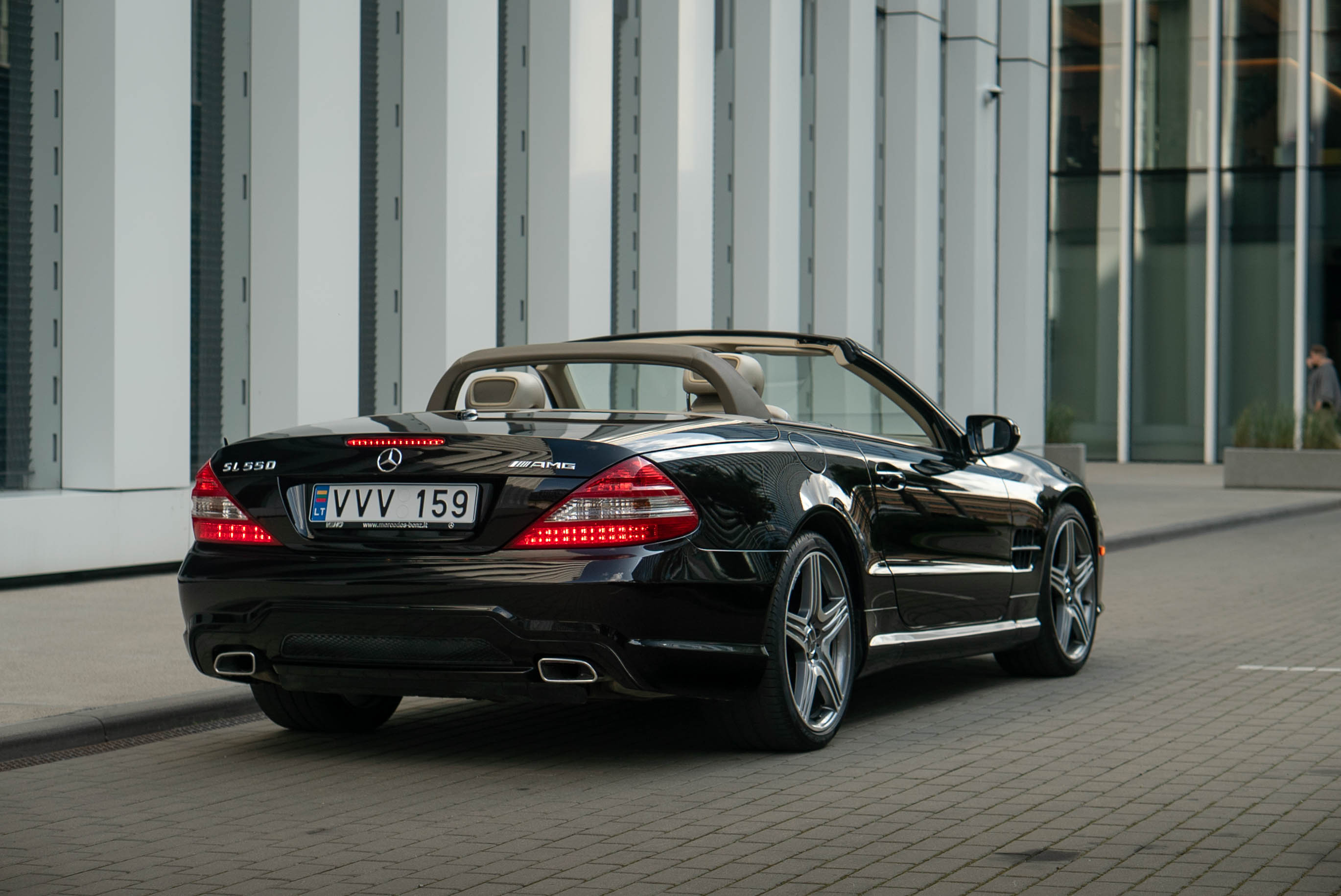 Mercedes-Benz SL550