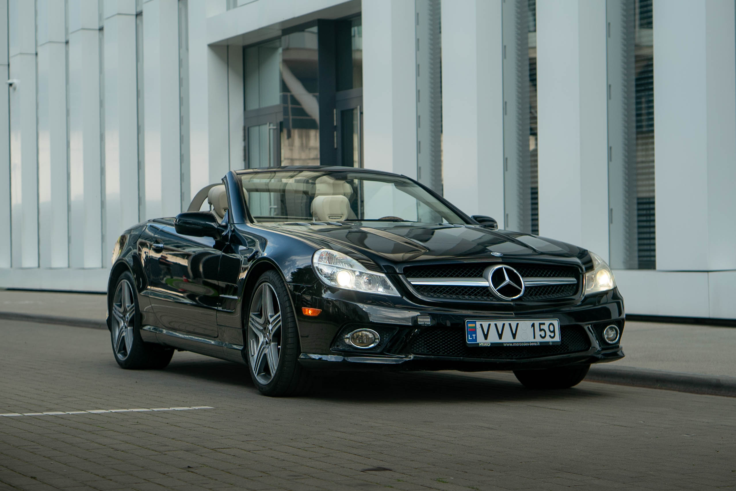 Mercedes-Benz SL550