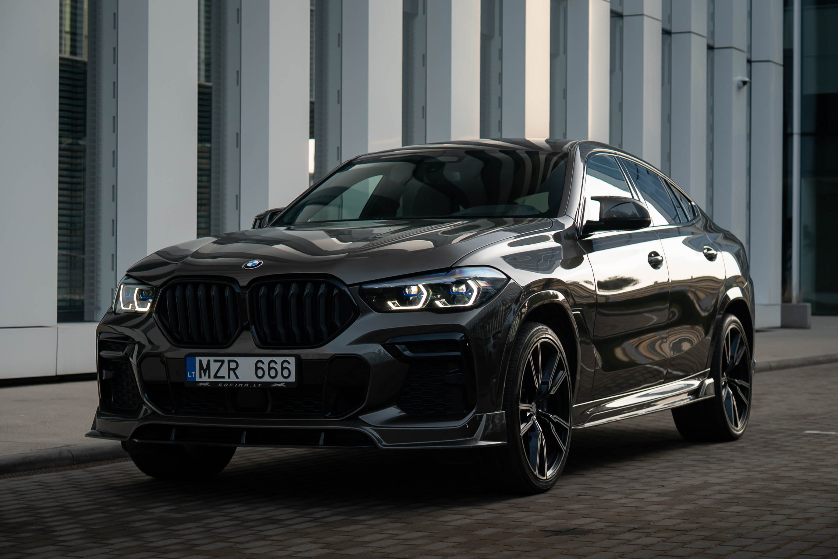 BMW X6 Xdrive (M performance)