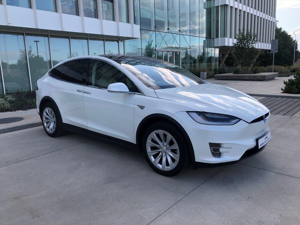 Tesla Model X 75D