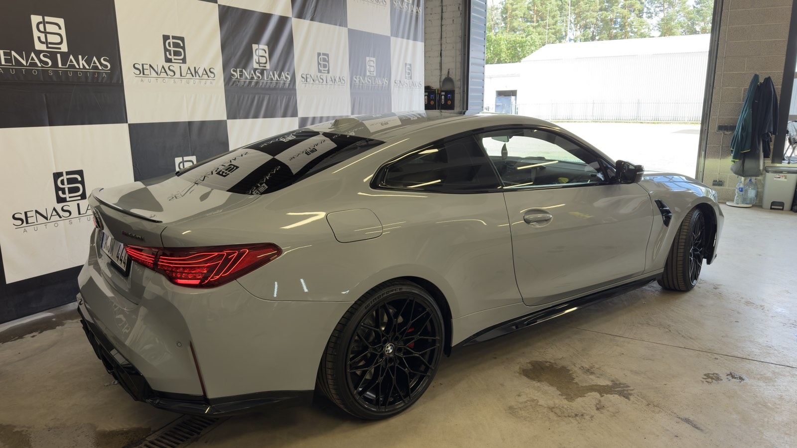 BMW G26 M440i
