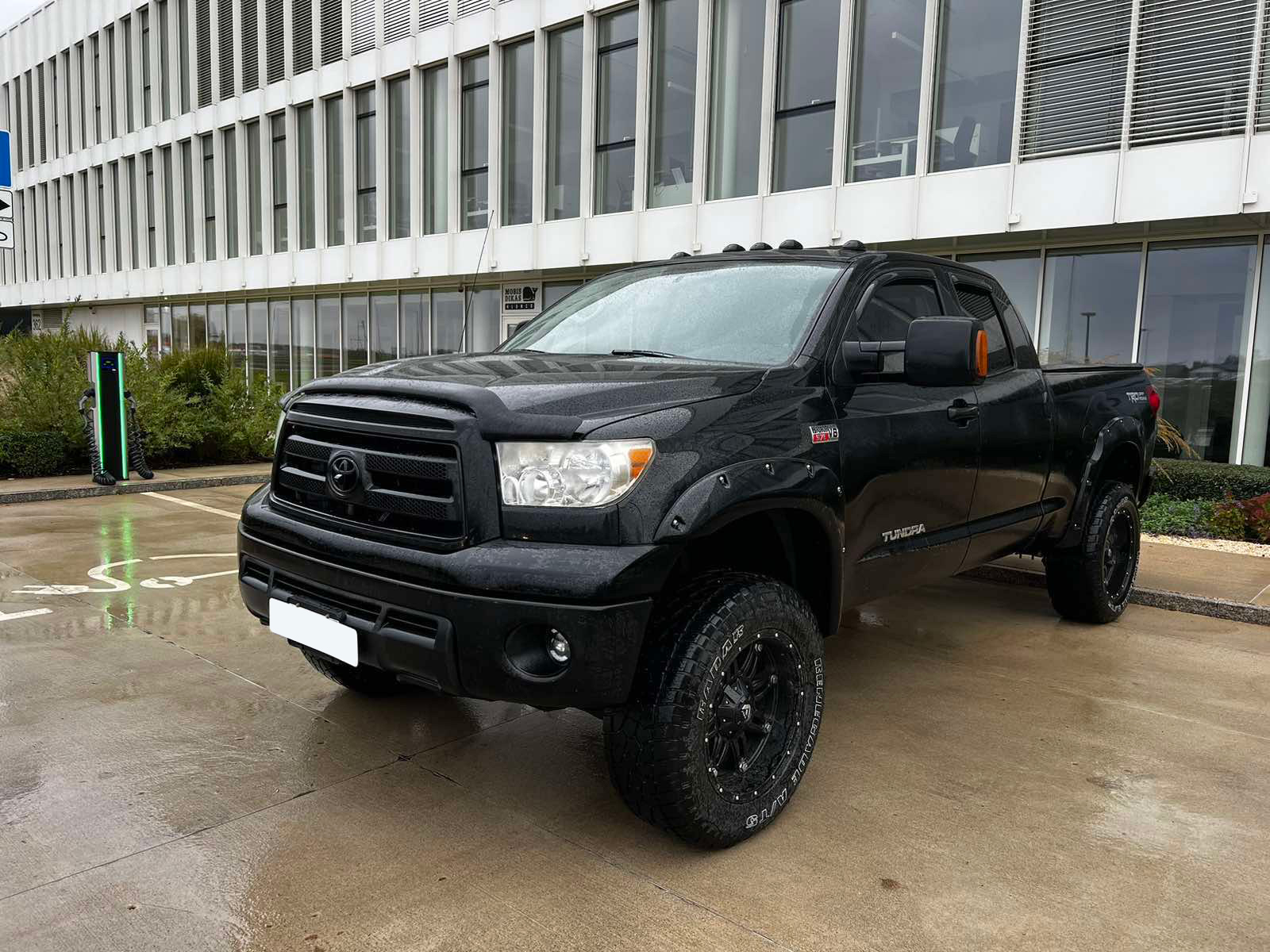 Toyota Tundra SR5