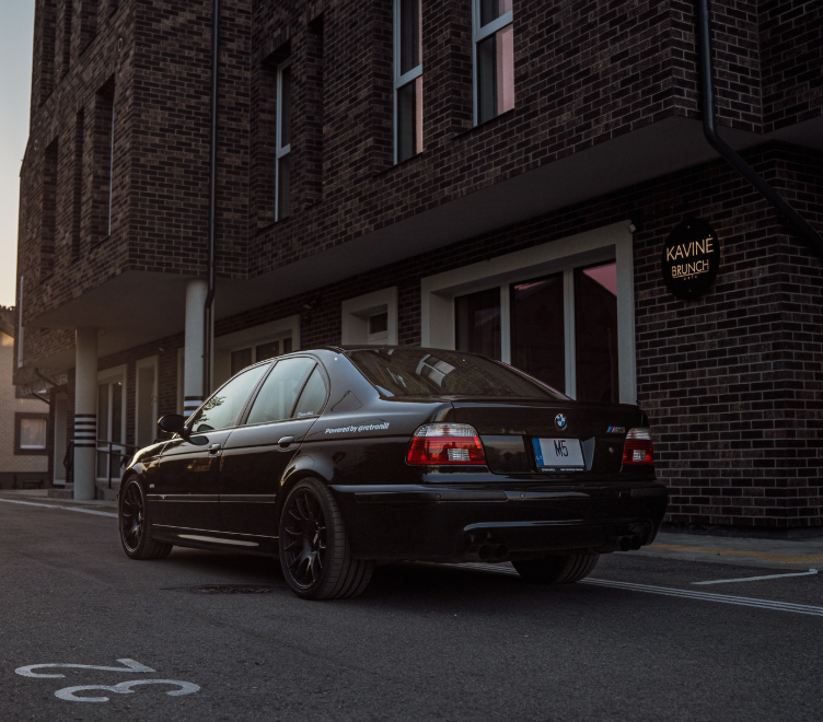 BMW M5 E39