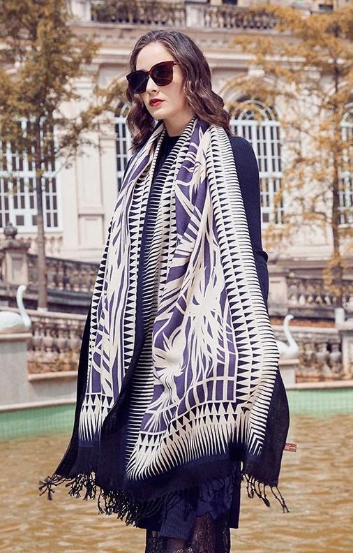 Scarflinks Luxury 100% Australian pashmina Navy wool Scarves  
