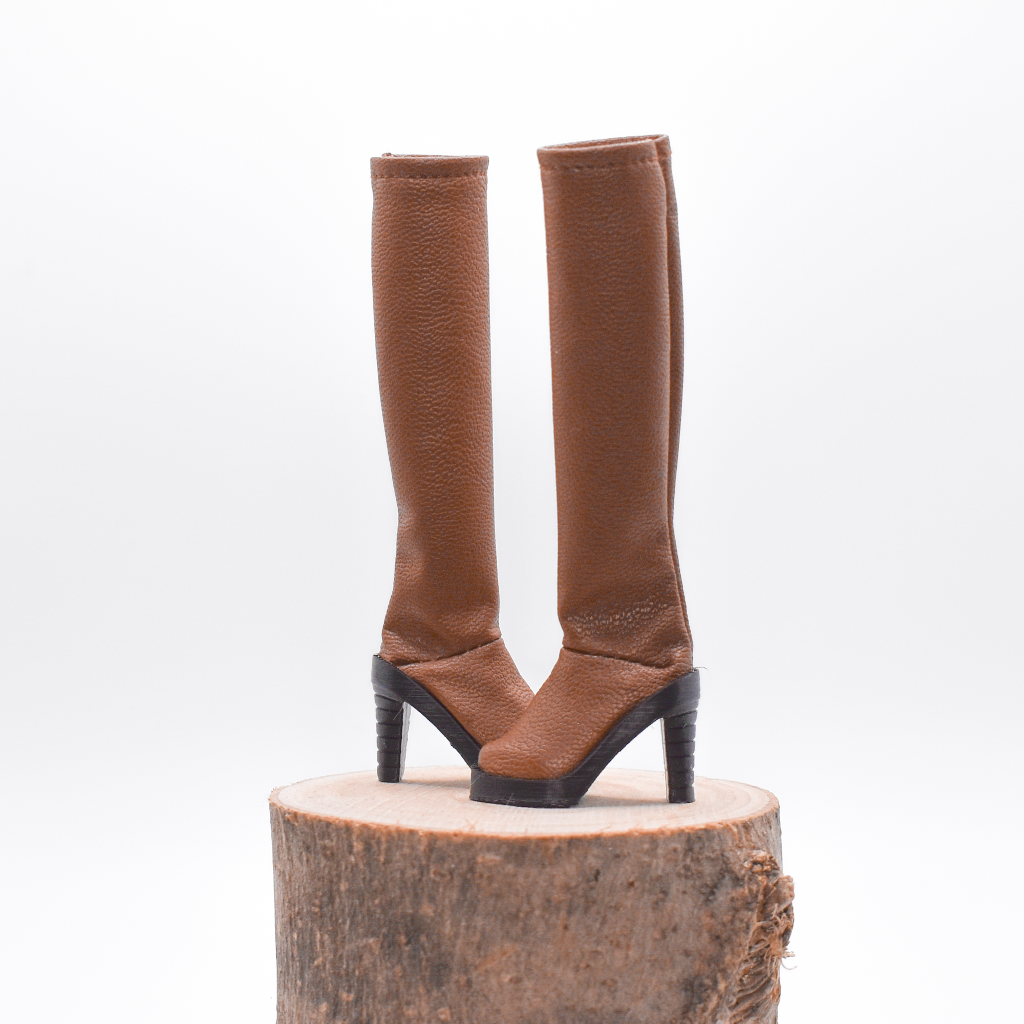 Bottes marron foncé à talons hauts - Ebène