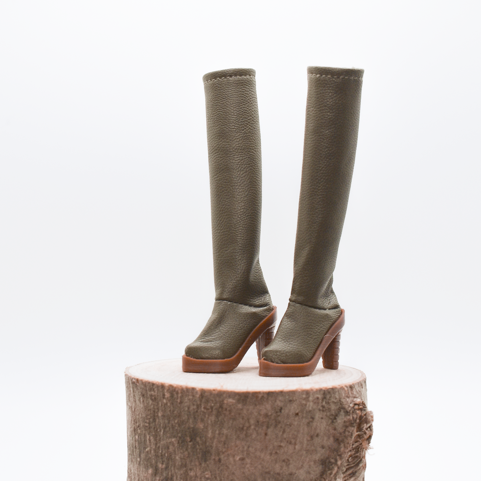 Bottes kaki à talons hauts - Cèdre
