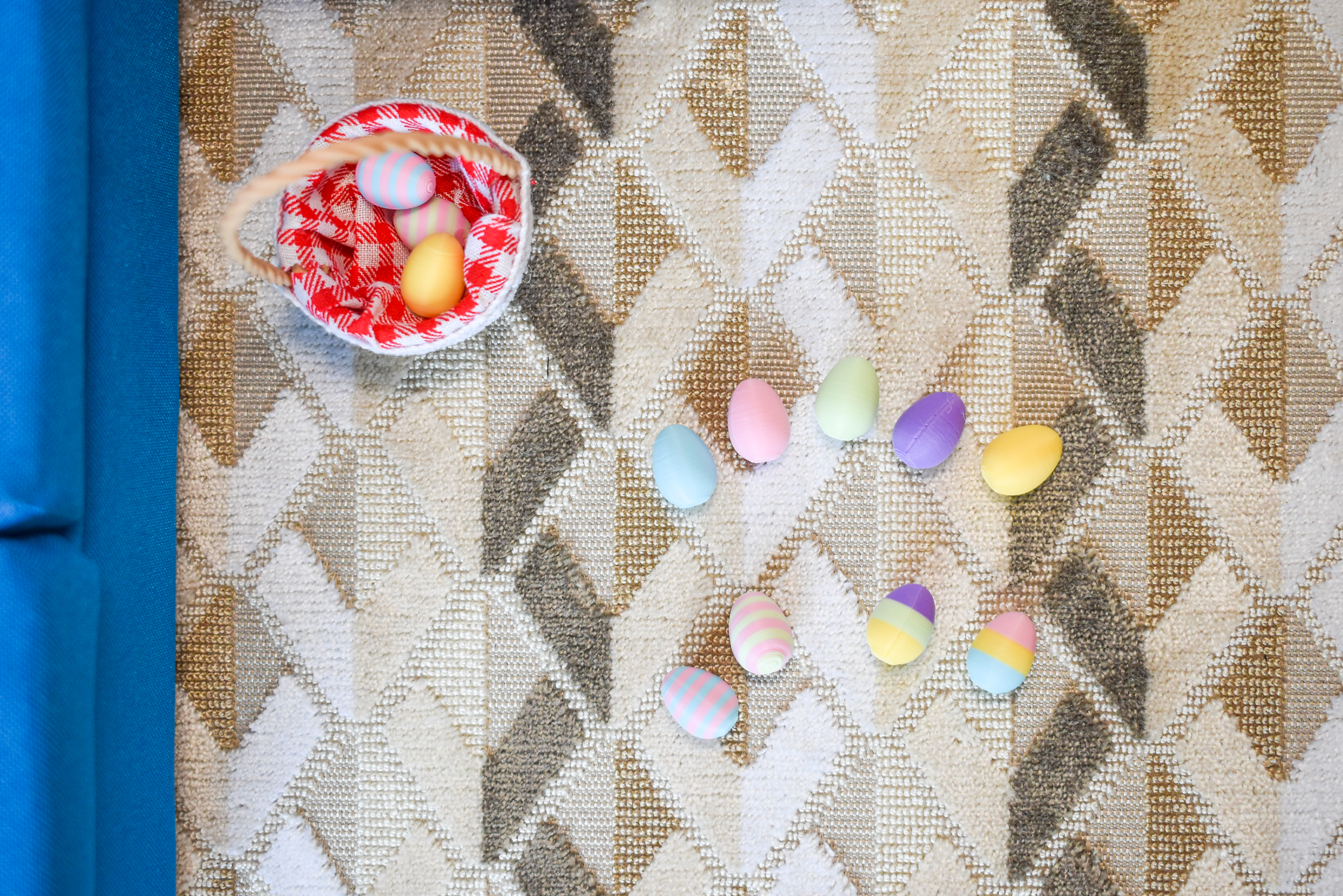 Panier d'oeufs de Pâques