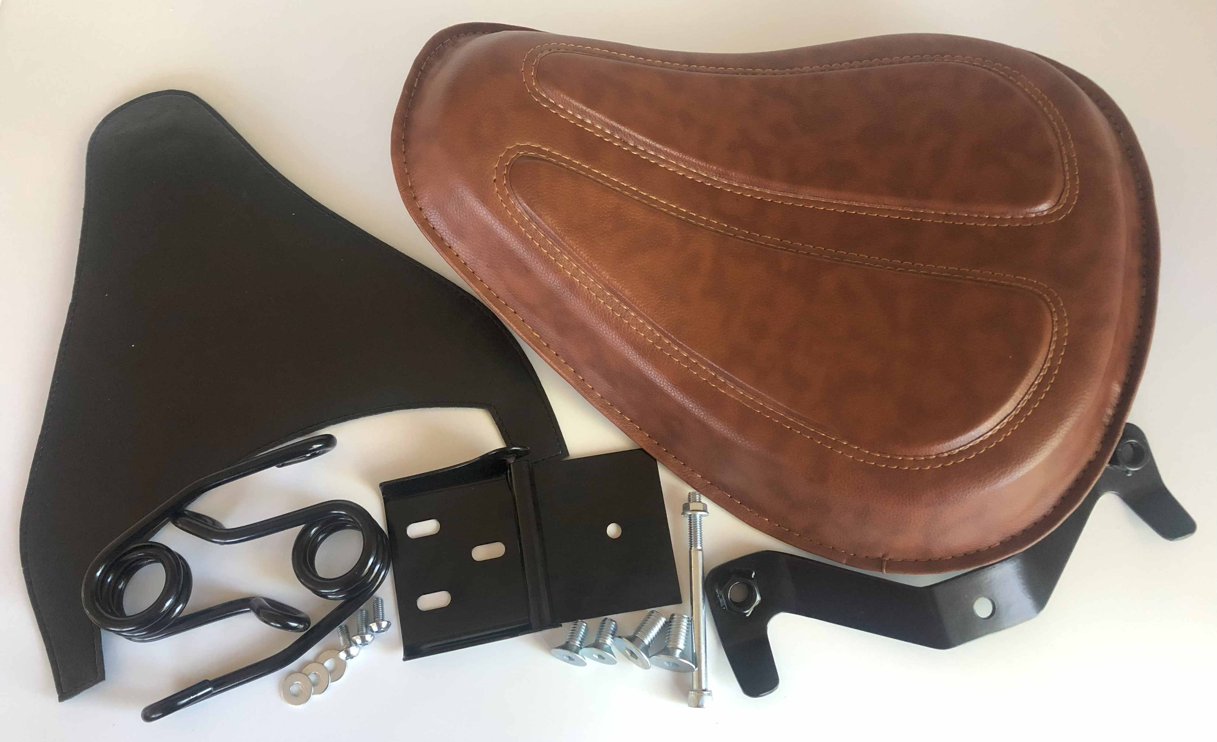 Harley Davidson Sportster Upholstery Vinyl Seat with Kit Springs XL883 XL1200
