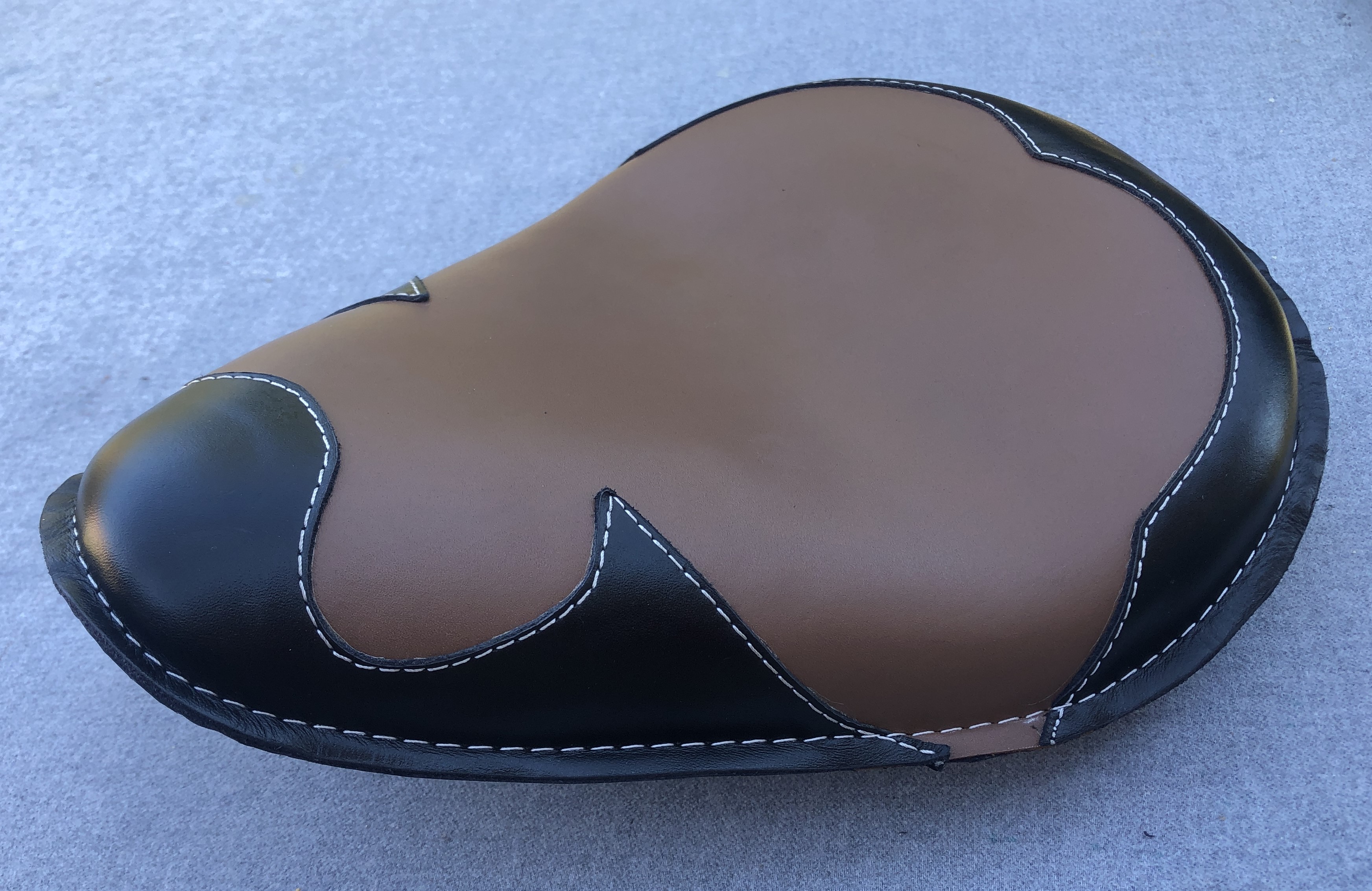 Top Grain Genuine Leather Universal Solo Seat Harley Yamaha Chopper Bobber Honda