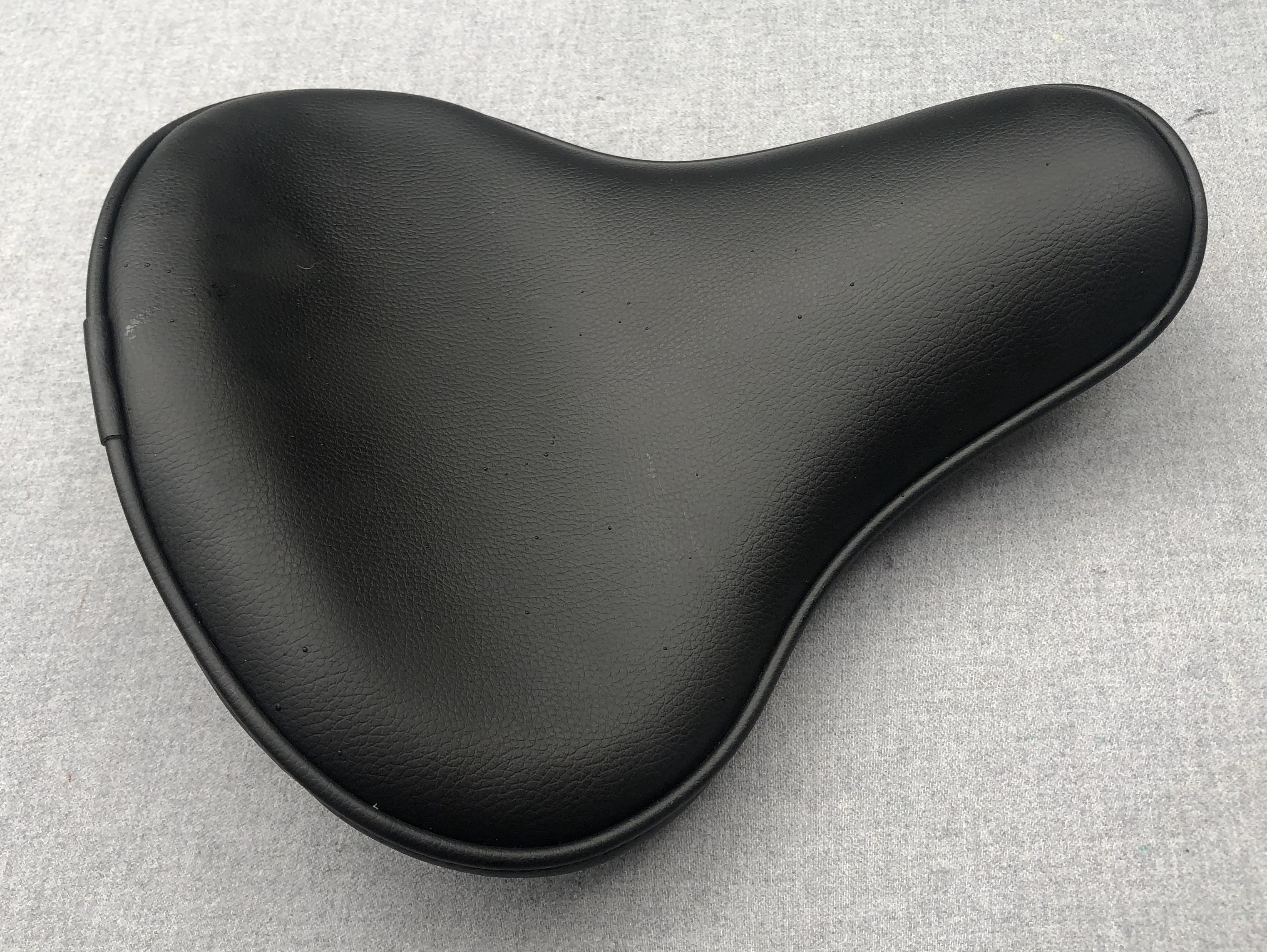 Universal Long Nose Seat Harley Yamaha Chopper Bobber Honda Triumph Spring Black