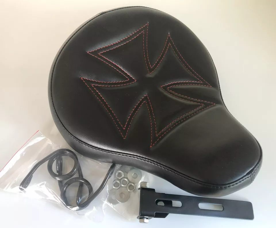 Universal Solo Seat Harley Yamaha Chopper Bobber Honda Triumph IRON CROSS + KIT