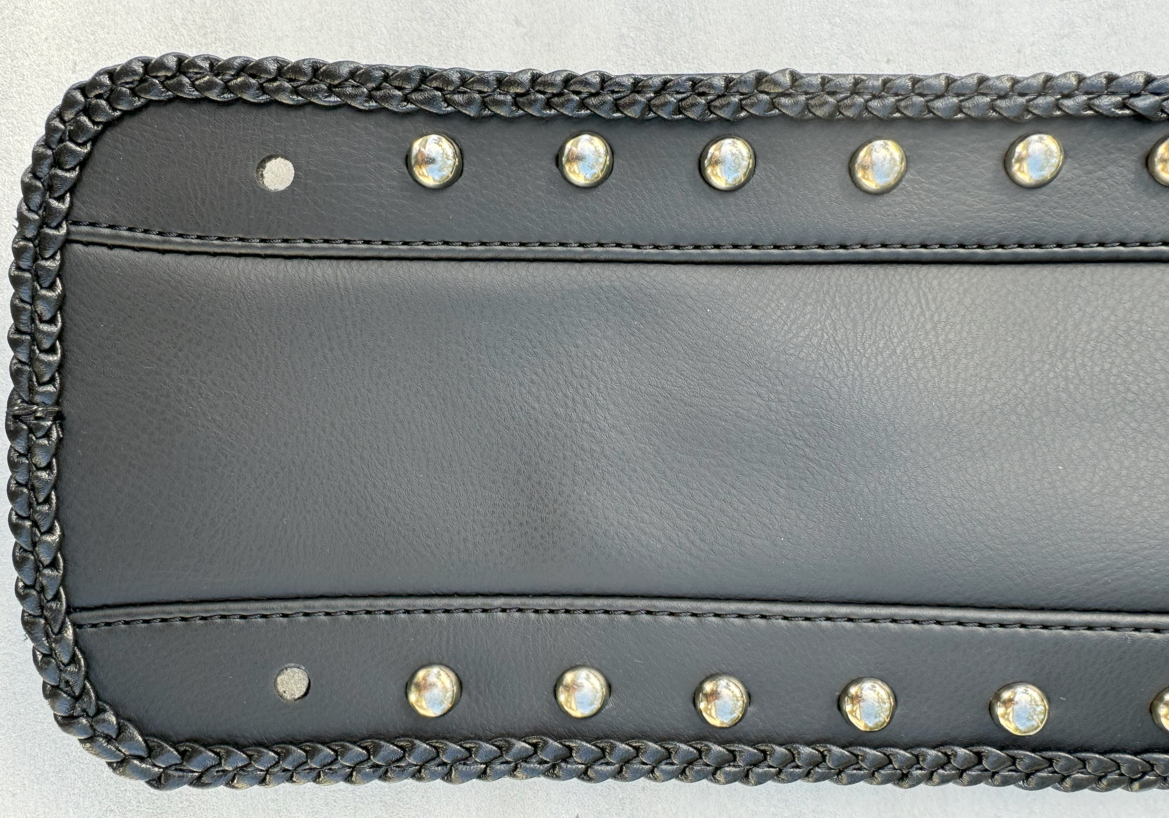 Fender Bib for Harley-Davidson Softail FLSTS, FLSTN, FLSTC, FLSTSC 2000 - 2017