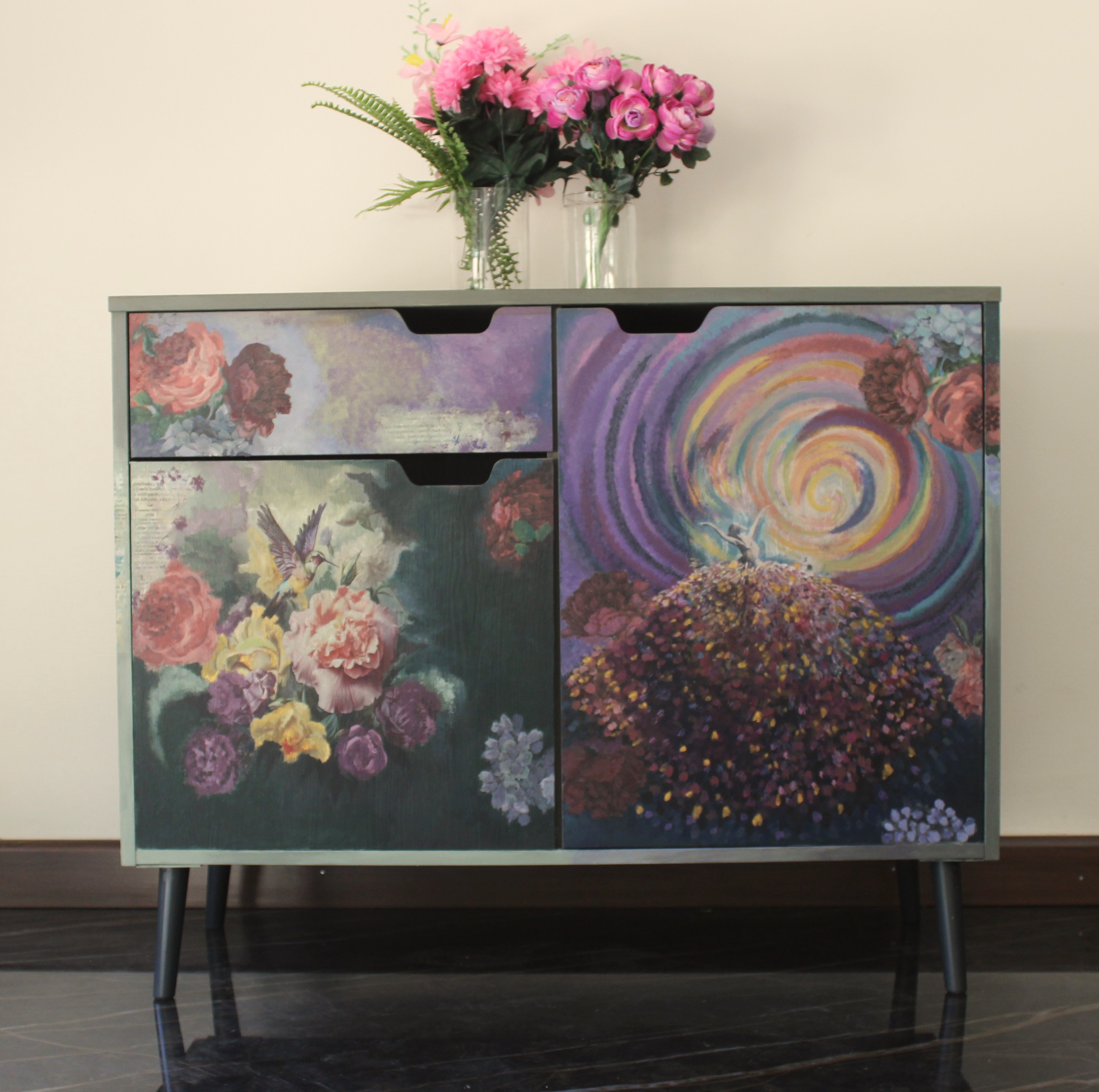 Floral Dream Hall Table